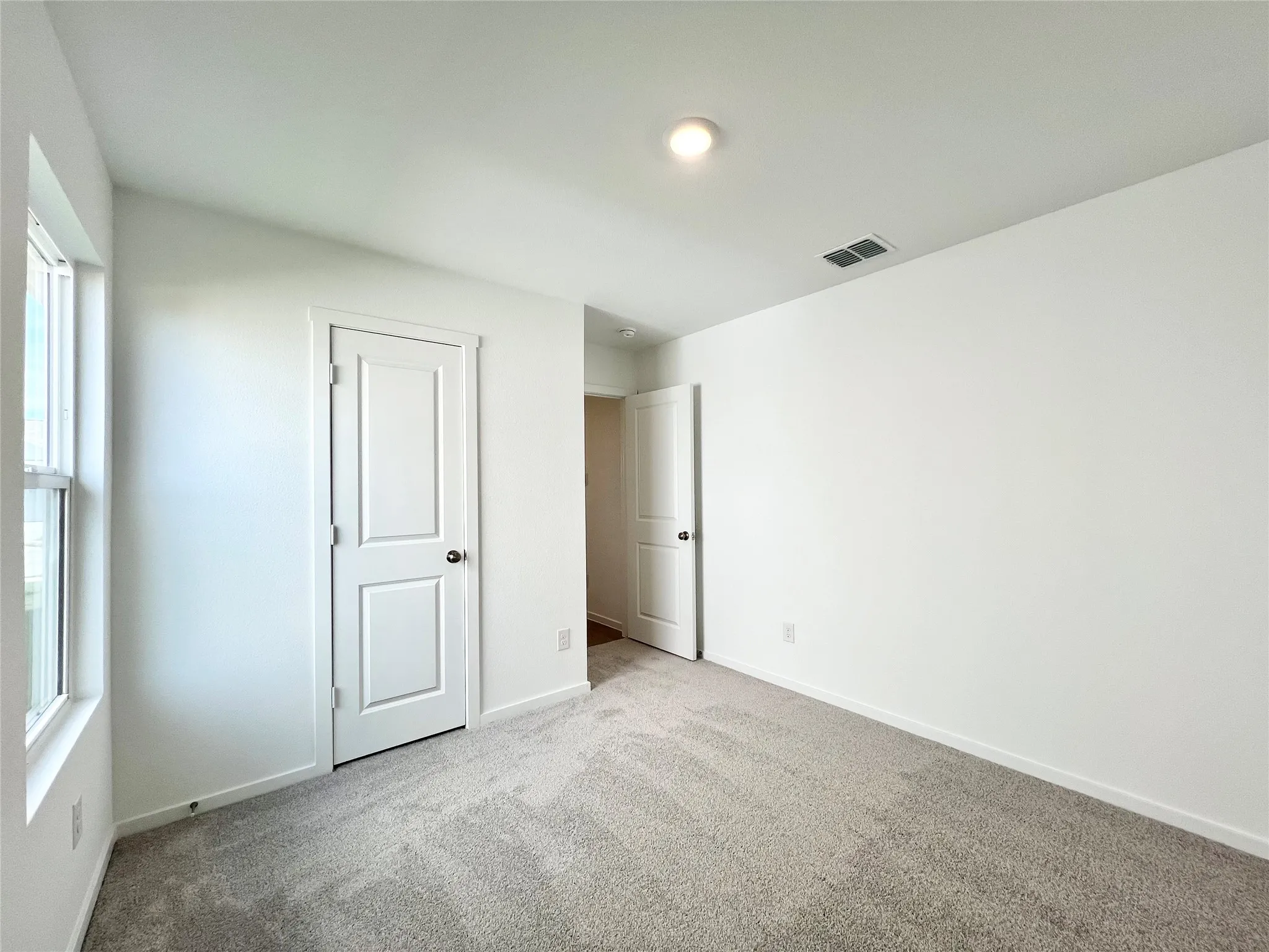 Single Family Residence For Rent in Tarrant County , 4109 Drifters Bend Drive, Fort Worth, Texas 76036, 4 Bedroom, 2 Bathroom, 2 Garage spaces, 1,707 Sqft, built in 2025, mls#21393537, Real Estate Agent in Fort Worth, Homes For Rent in Tarrant county, Homes For Rent in Fort Worth, Realtor in Fort Worth Texas, Real Estate Brokerage Independent Realty Texas, Luminita Cordes Realtor