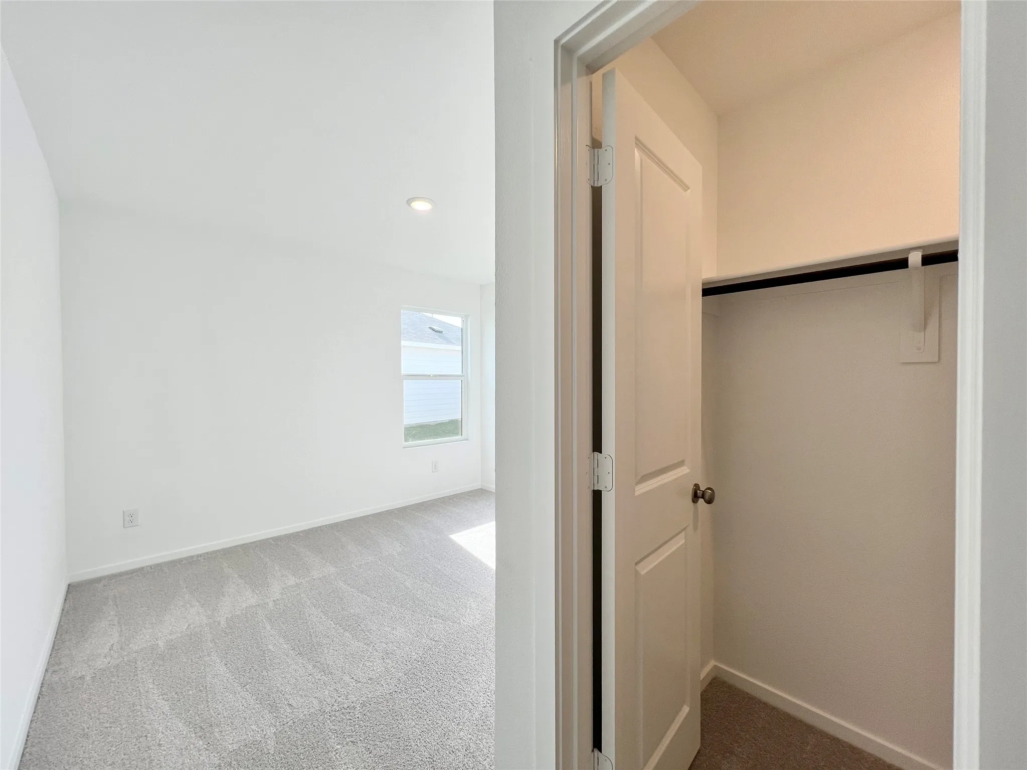 Single Family Residence For Rent in Tarrant County , 4109 Drifters Bend Drive, Fort Worth, Texas 76036, 4 Bedroom, 2 Bathroom, 2 Garage spaces, 1,707 Sqft, built in 2025, mls#21393537, Real Estate Agent in Fort Worth, Homes For Rent in Tarrant county, Homes For Rent in Fort Worth, Realtor in Fort Worth Texas, Real Estate Brokerage Independent Realty Texas, Luminita Cordes Realtor