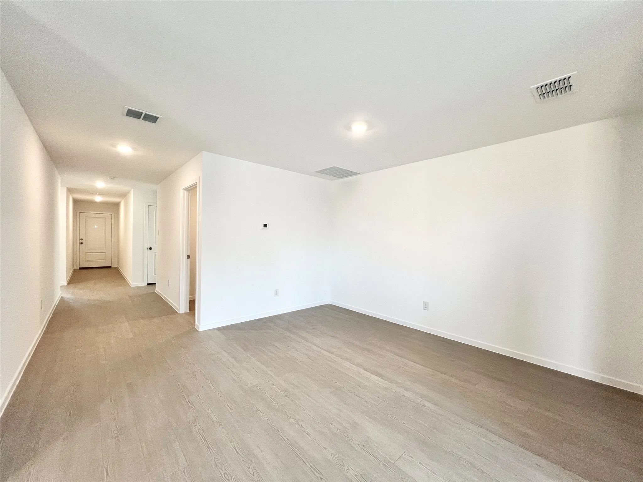 Single Family Residence For Rent in Tarrant County , 4109 Drifters Bend Drive, Fort Worth, Texas 76036, 4 Bedroom, 2 Bathroom, 2 Garage spaces, 1,707 Sqft, built in 2025, mls#21393537, Real Estate Agent in Fort Worth, Homes For Rent in Tarrant county, Homes For Rent in Fort Worth, Realtor in Fort Worth Texas, Real Estate Brokerage Independent Realty Texas, Luminita Cordes Realtor