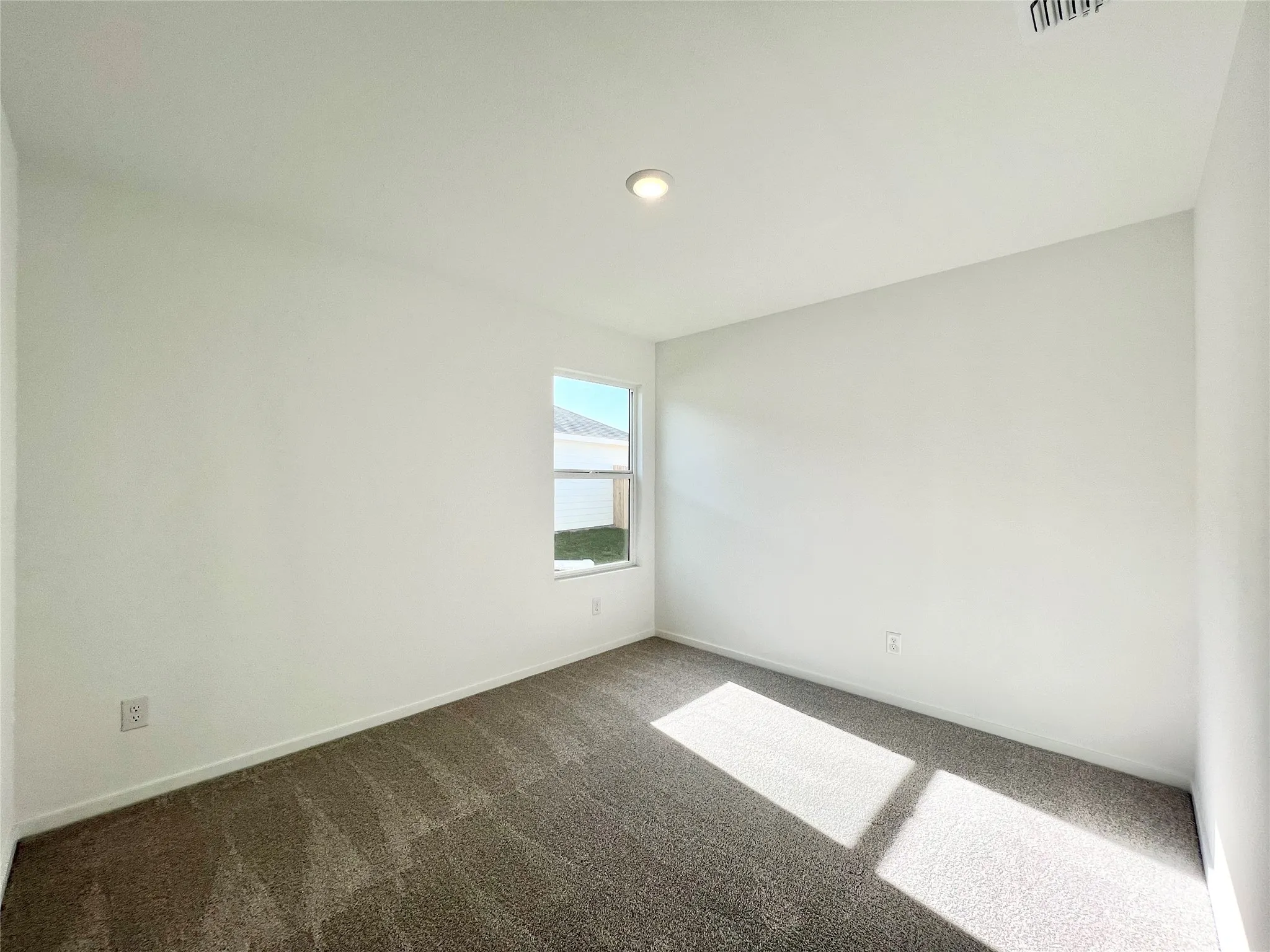 Single Family Residence For Rent in Tarrant County , 4109 Drifters Bend Drive, Fort Worth, Texas 76036, 4 Bedroom, 2 Bathroom, 2 Garage spaces, 1,707 Sqft, built in 2025, mls#21393537, Real Estate Agent in Fort Worth, Homes For Rent in Tarrant county, Homes For Rent in Fort Worth, Realtor in Fort Worth Texas, Real Estate Brokerage Independent Realty Texas, Luminita Cordes Realtor