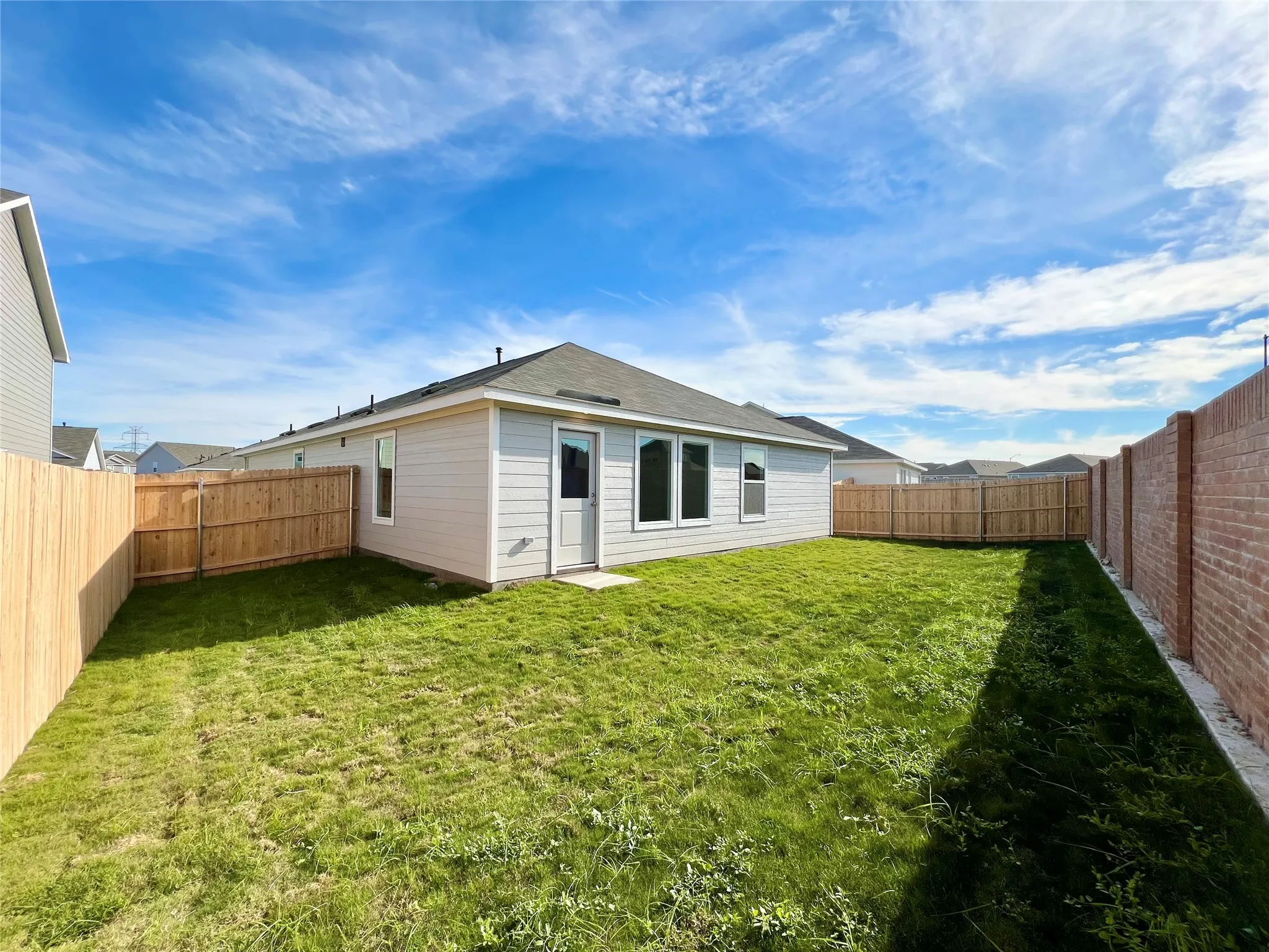 Single Family Residence For Rent in Tarrant County , 4109 Drifters Bend Drive, Fort Worth, Texas 76036, 4 Bedroom, 2 Bathroom, 2 Garage spaces, 1,707 Sqft, built in 2025, mls#21393537, Real Estate Agent in Fort Worth, Homes For Rent in Tarrant county, Homes For Rent in Fort Worth, Realtor in Fort Worth Texas, Real Estate Brokerage Independent Realty Texas, Luminita Cordes Realtor