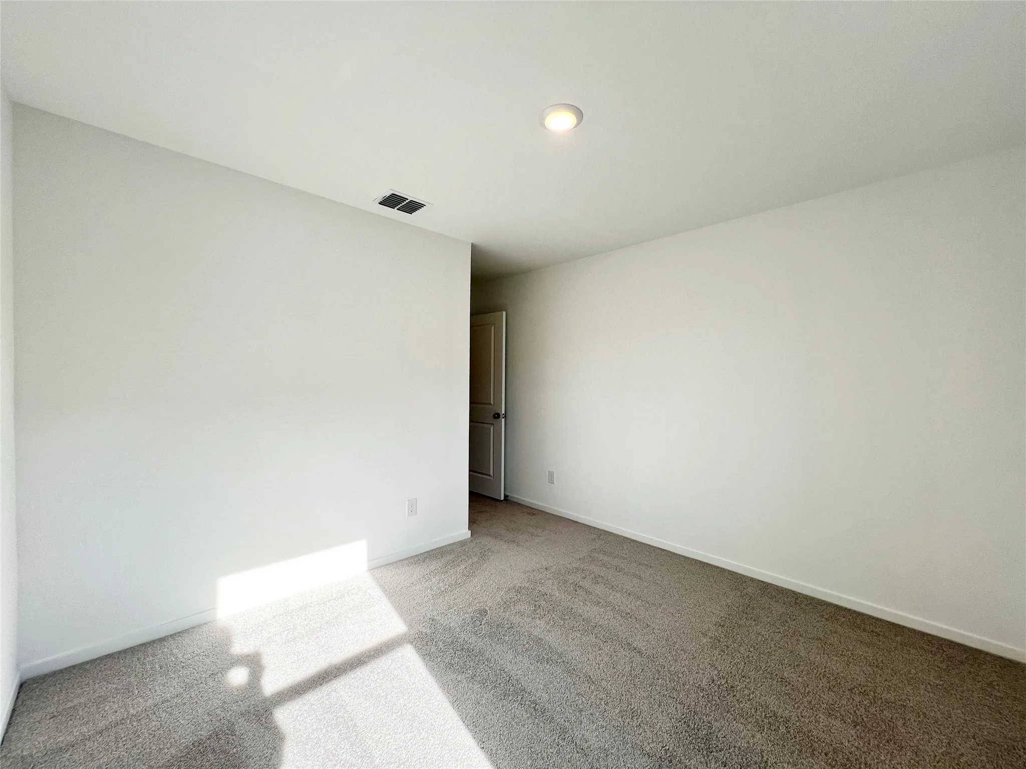 Single Family Residence For Rent in Tarrant County , 4109 Drifters Bend Drive, Fort Worth, Texas 76036, 4 Bedroom, 2 Bathroom, 2 Garage spaces, 1,707 Sqft, built in 2025, mls#21393537, Real Estate Agent in Fort Worth, Homes For Rent in Tarrant county, Homes For Rent in Fort Worth, Realtor in Fort Worth Texas, Real Estate Brokerage Independent Realty Texas, Luminita Cordes Realtor