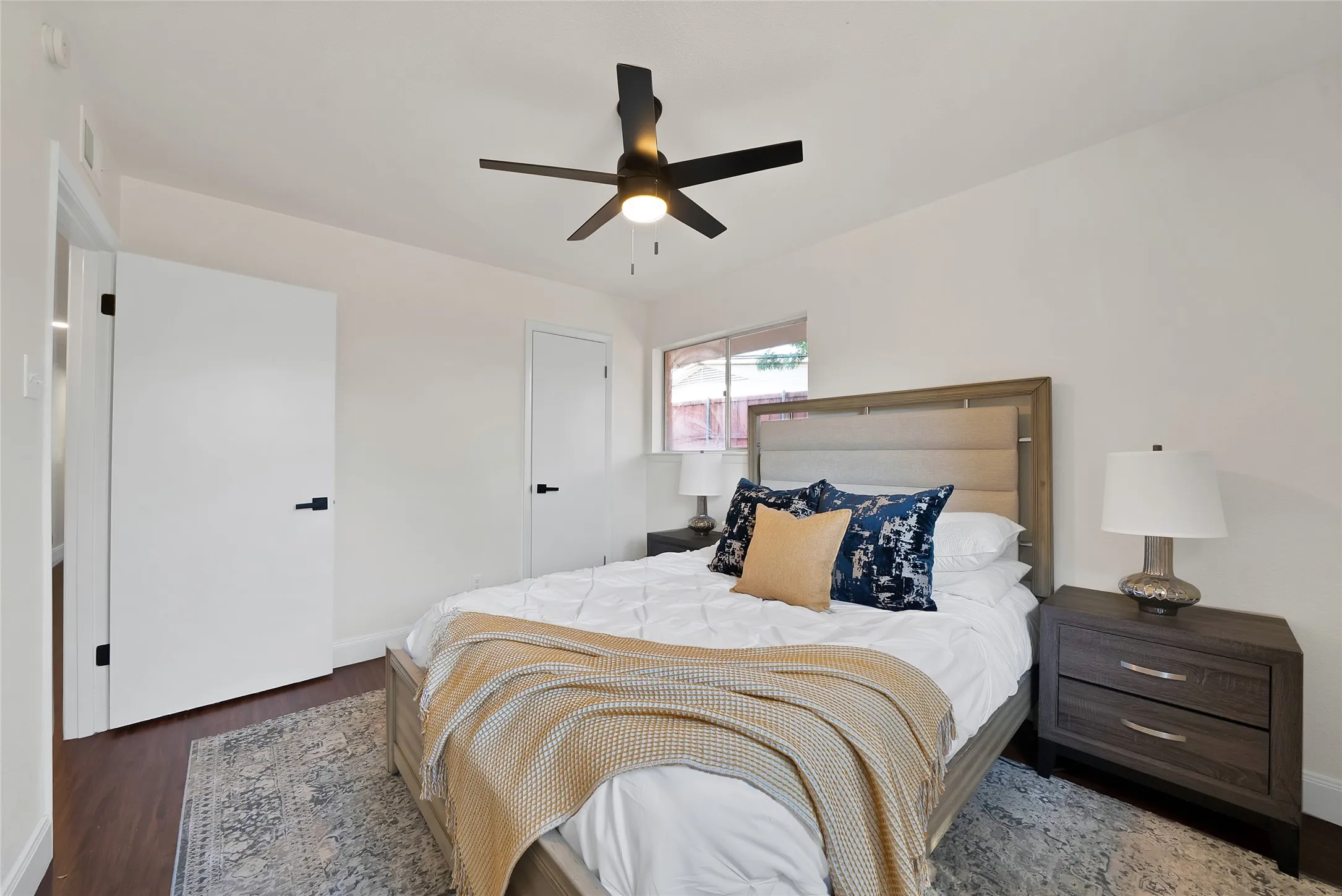 Single Family Residence For Sale in Dallas County , 513 Lexington Lane, Richardson, Texas 75080, 3 Bedroom, 2 Bathroom, 1 Garage spaces, 1,364 Sqft, built in 1961, mls#21390359, Real Estate Agent in Richardson, Homes For Sale in Dallas county, Homes For Sale in Richardson, Realtor in Richardson Texas, Real Estate Brokerage Independent Realty Texas, Luminita Cordes Realtor