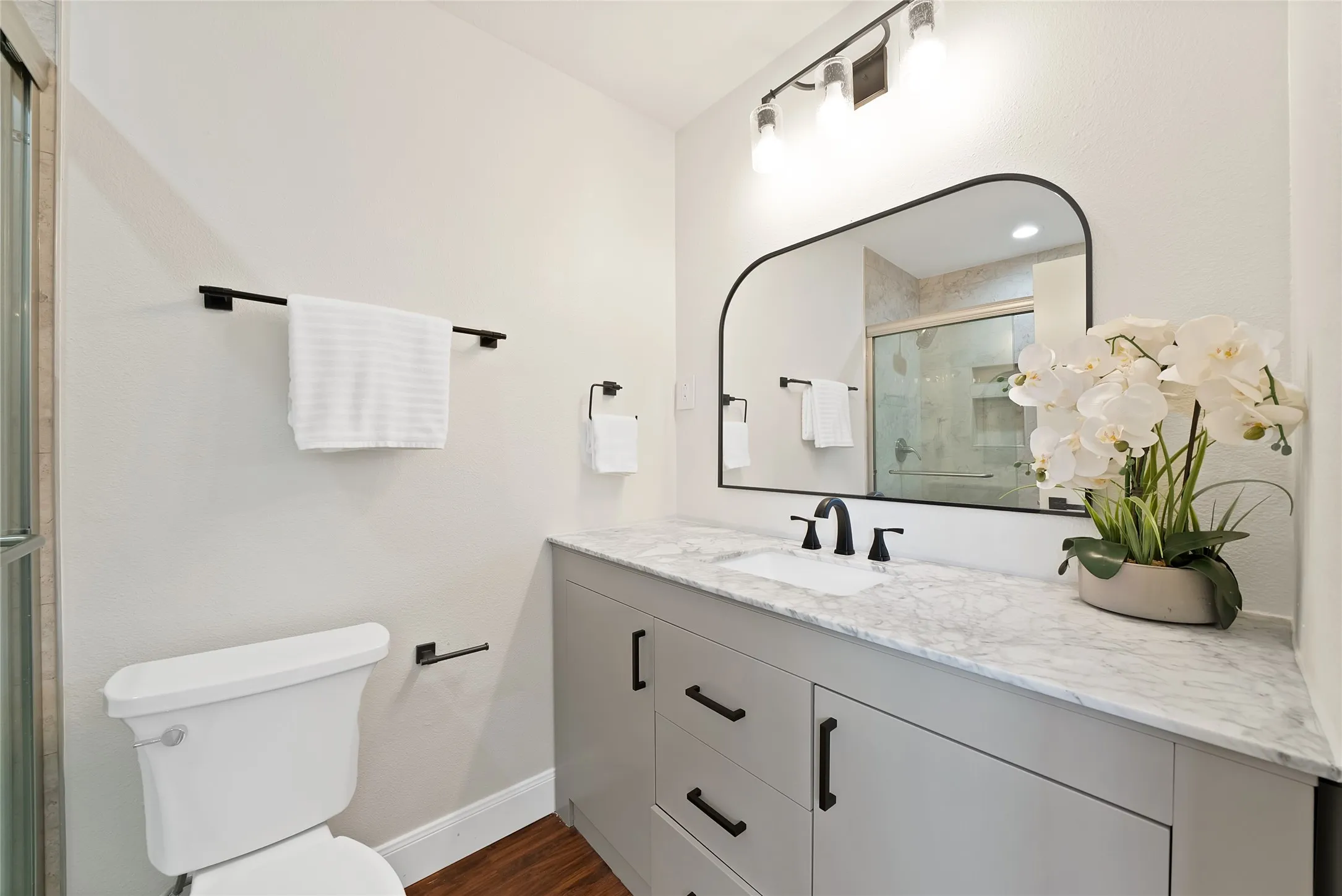 Single Family Residence For Sale in Dallas County , 513 Lexington Lane, Richardson, Texas 75080, 3 Bedroom, 2 Bathroom, 1 Garage spaces, 1,364 Sqft, built in 1961, mls#21390359, Real Estate Agent in Richardson, Homes For Sale in Dallas county, Homes For Sale in Richardson, Realtor in Richardson Texas, Real Estate Brokerage Independent Realty Texas, Luminita Cordes Realtor