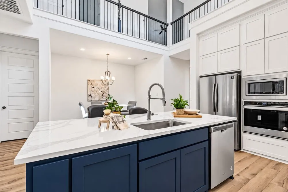 Single Family Residence For Sale in Ellis County , 216 Cow Hand Drive, Waxahachie, Texas 75165, 3 Bedroom, 3 Bathroom, 3 Garage spaces, 2,611 Sqft, built in 2021, mls#21386706, Real Estate Agent in Waxahachie, Homes For Sale in Ellis county, Homes For Sale in Waxahachie, Realtor in Waxahachie Texas, Real Estate Brokerage Independent Realty Texas, Luminita Cordes Realtor