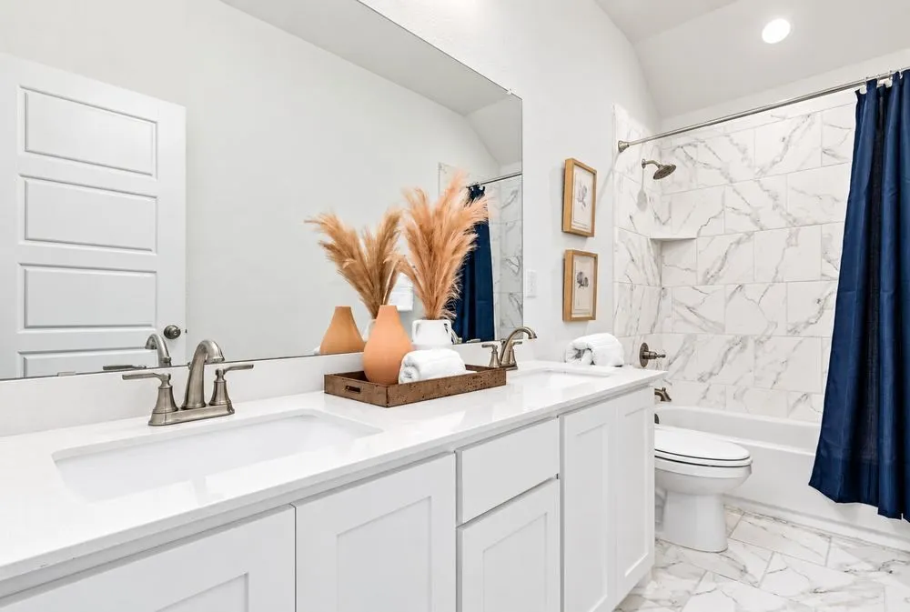 Single Family Residence For Sale in Ellis County , 216 Cow Hand Drive, Waxahachie, Texas 75165, 3 Bedroom, 3 Bathroom, 3 Garage spaces, 2,611 Sqft, built in 2021, mls#21386706, Real Estate Agent in Waxahachie, Homes For Sale in Ellis county, Homes For Sale in Waxahachie, Realtor in Waxahachie Texas, Real Estate Brokerage Independent Realty Texas, Luminita Cordes Realtor
