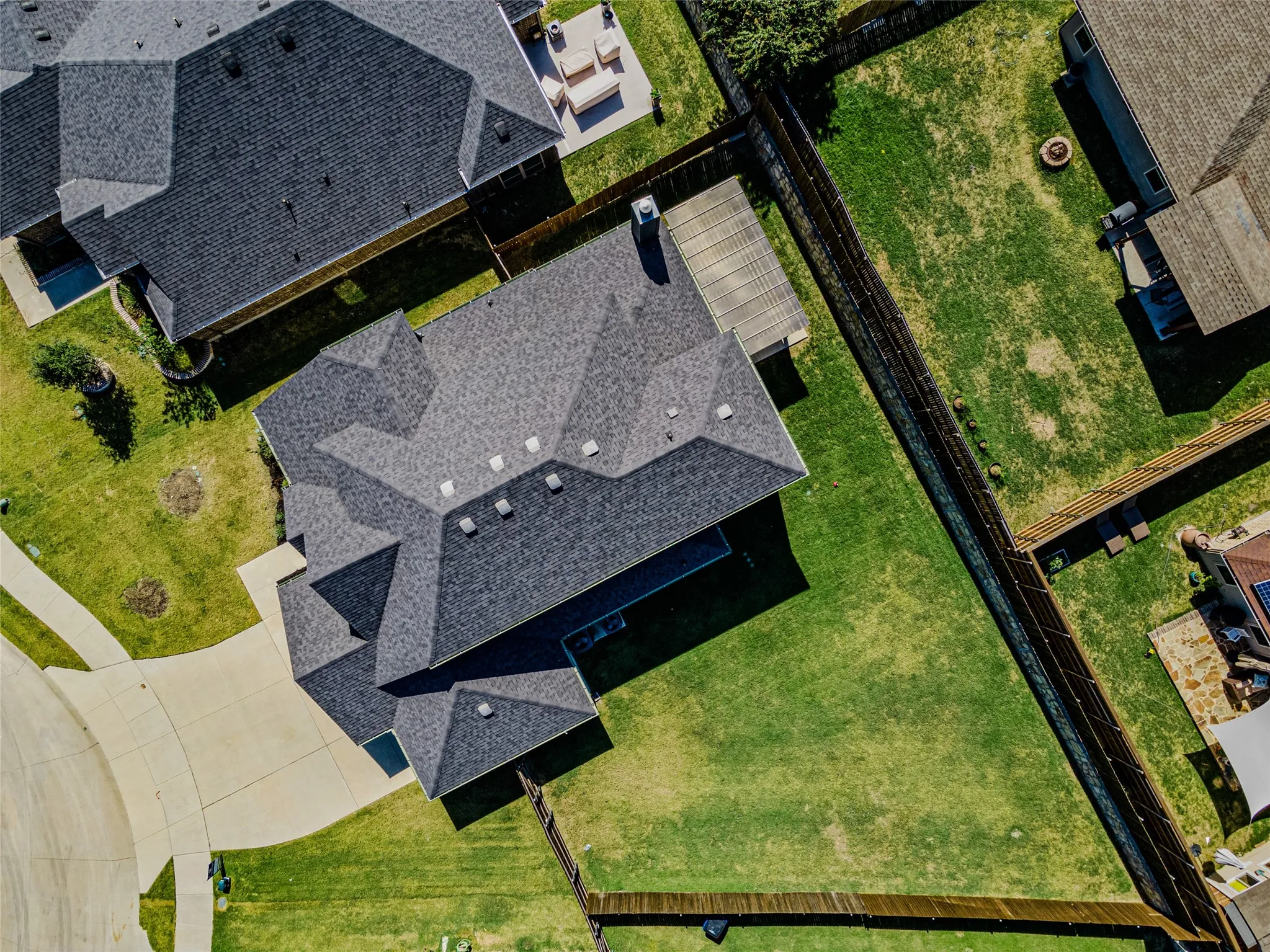 Oversized lot as you can see!