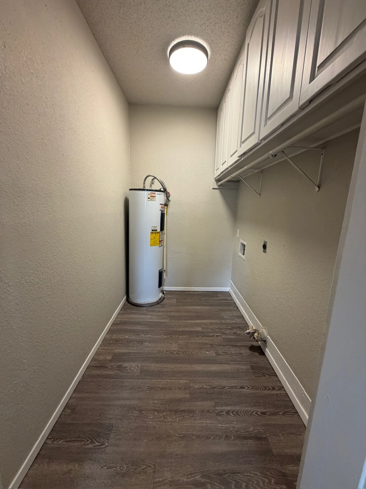 Single Family Residence For Sale in Eastland County , 1105 W Main Street, Eastland, Texas 76448, 2 Bedroom, 1 Bathroom, Garage spaces, 1,120 Sqft, built in 1945, mls#21393114, Real Estate Agent in Eastland, Homes For Sale in Eastland county, Homes For Sale in Eastland, Realtor in Eastland Texas, Real Estate Brokerage Independent Realty Texas, Luminita Cordes Realtor