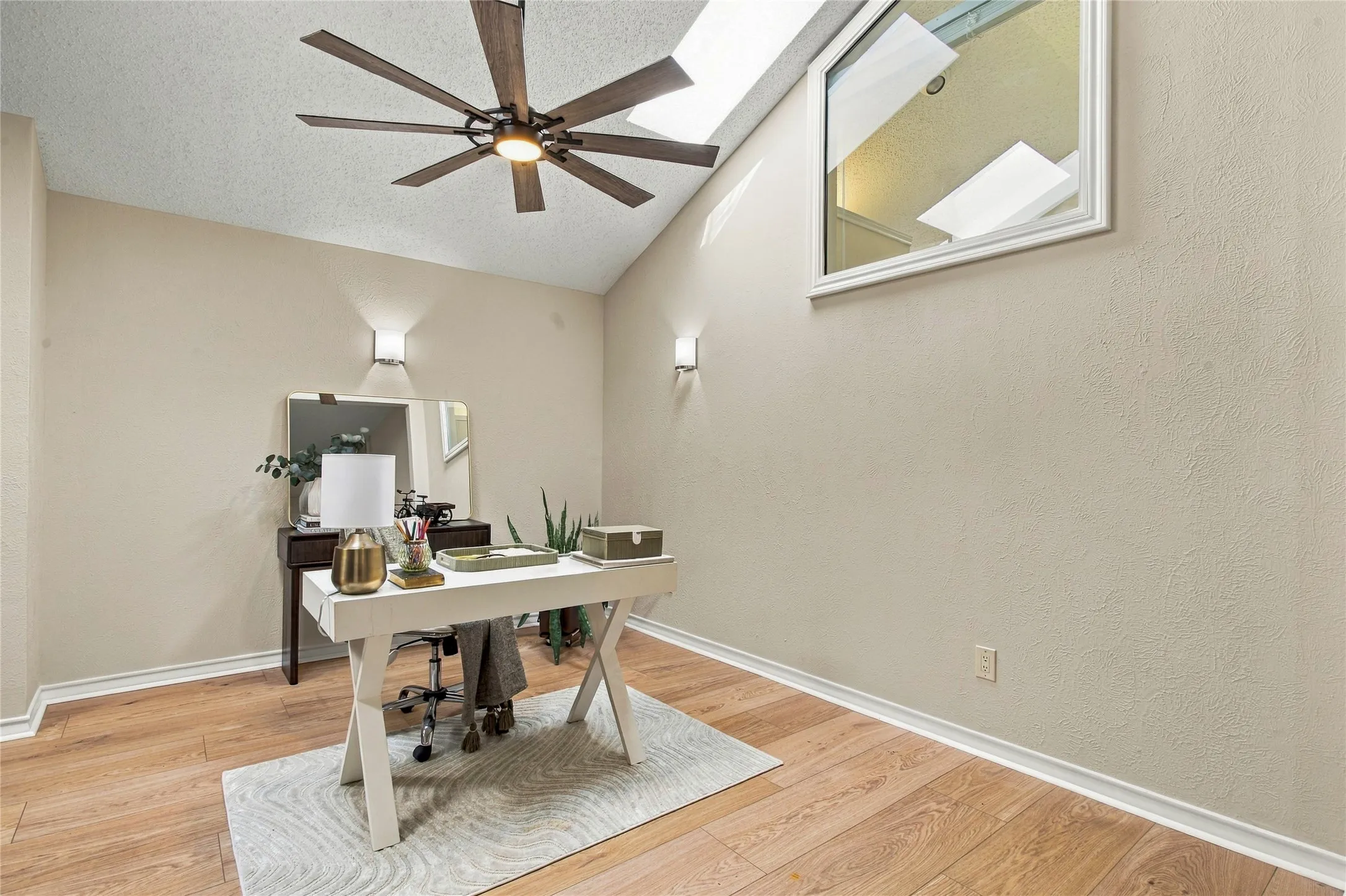 Single Family Residence For Sale in Tarrant County , 2211 Mediterranean Avenue, Arlington, Texas 76011, 3 Bedroom, 2 Bathroom, 2 Garage spaces, 2,130 Sqft, built in 1983, mls#21391745, Real Estate Agent in Arlington, Homes For Sale in Tarrant county, Homes For Sale in Arlington, Realtor in Arlington Texas, Real Estate Brokerage Independent Realty Texas, Luminita Cordes Realtor
