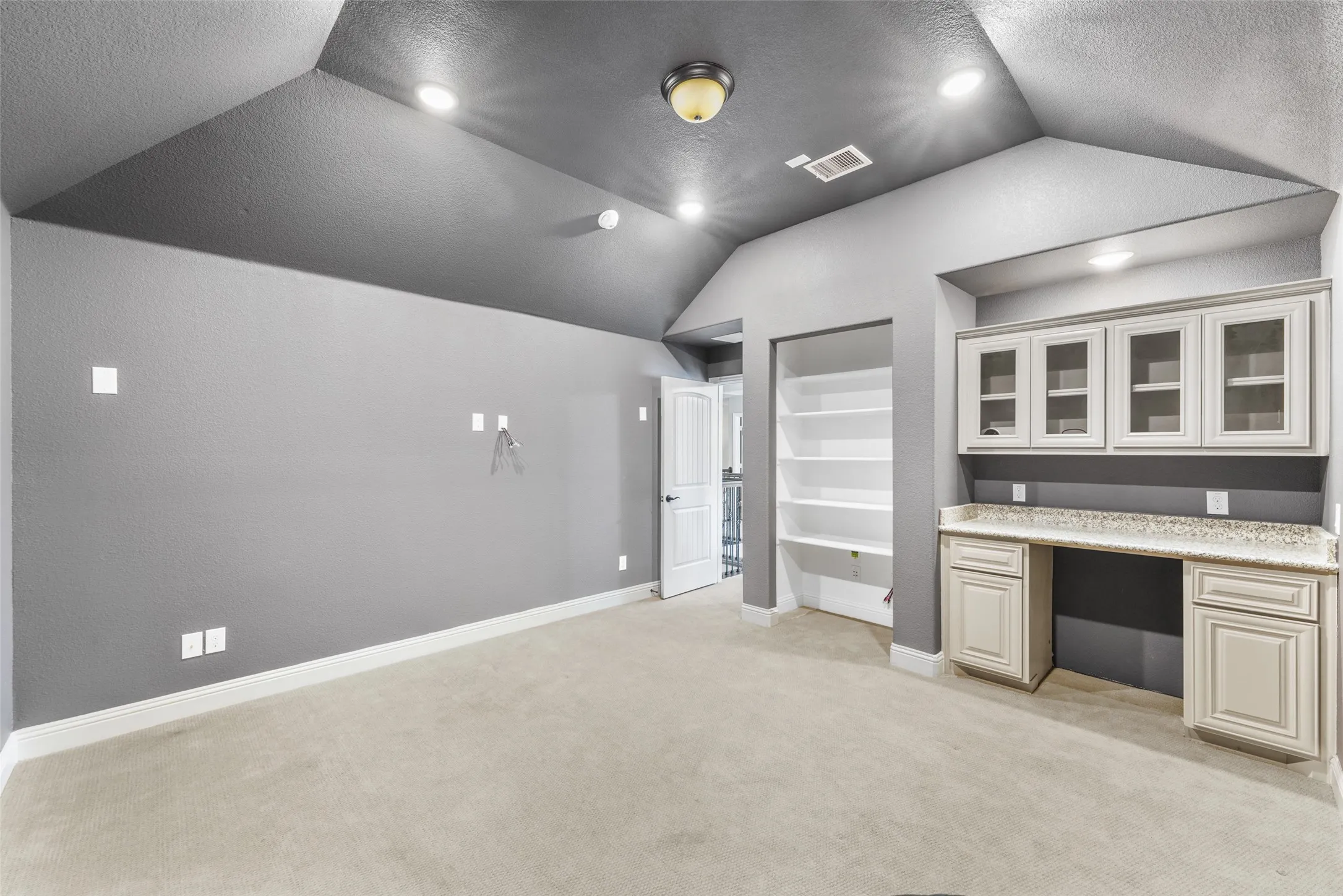 Single Family Residence For Sale in Rockwall County , 321 Micco Lane, Fate, Texas 75087, 4 Bedroom, 3 Bathroom, 2 Garage spaces, 2,837 Sqft, built in 2019, mls#21393854, Real Estate Agent in Fate, Homes For Sale in Rockwall county, Homes For Sale in Fate, Realtor in Fate Texas, Real Estate Brokerage Independent Realty Texas, Luminita Cordes Realtor