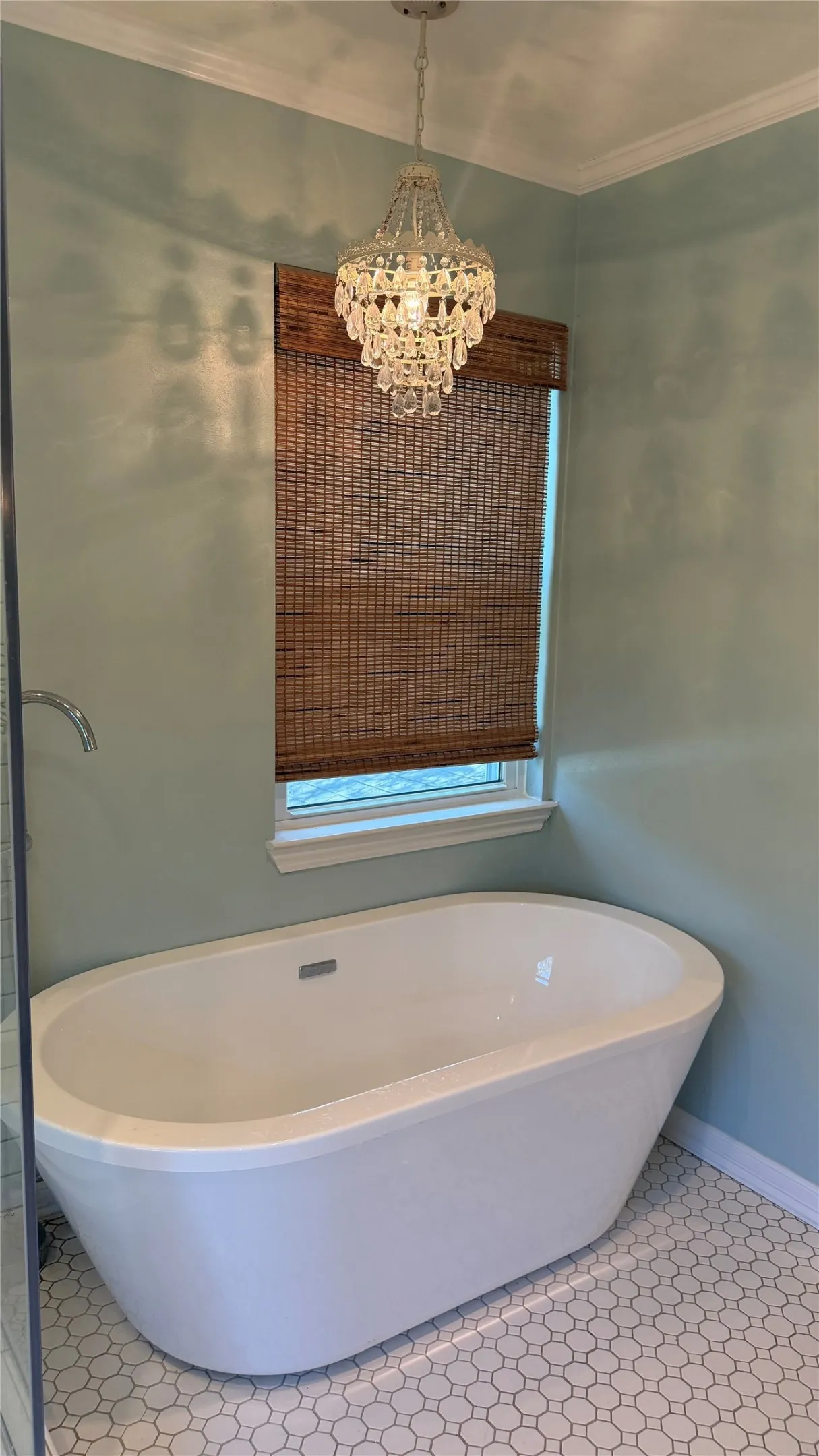 Single Family Residence For Sale in Mc Lennan County , 425 White Hall Road, Woodway, Texas 76712, 3 Bedroom, 4 Bathroom, 2 Garage spaces, 2,402 Sqft, built in 1963, mls#21393855, Real Estate Agent in Woodway, Homes For Sale in Mc Lennan county, Homes For Sale in Woodway, Realtor in Woodway Texas, Real Estate Brokerage Independent Realty Texas, Luminita Cordes Realtor