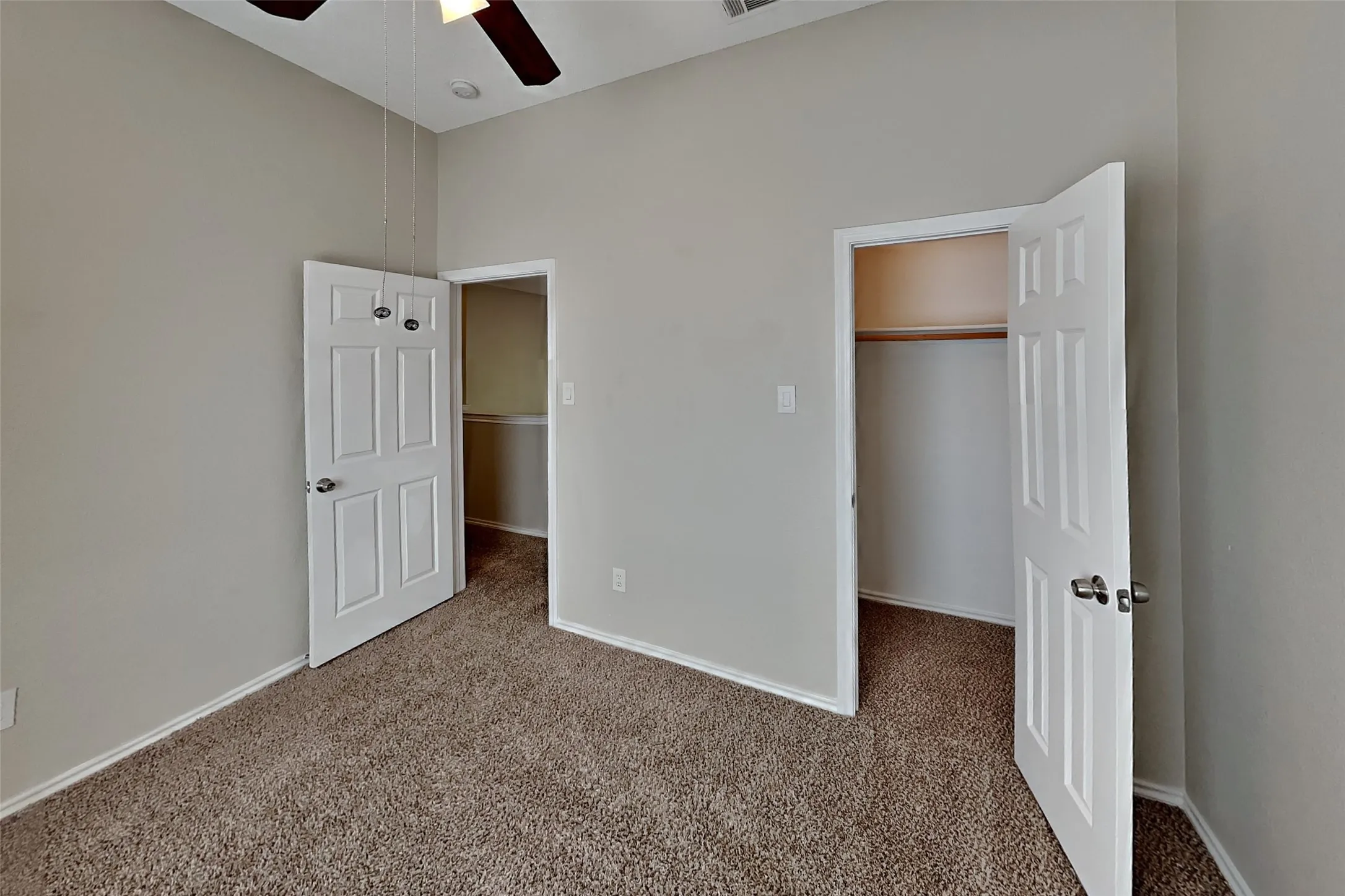 Single Family Residence For Rent in Collin County , 7680 Tournament Road, Frisco, Texas 75035, 3 Bedroom, 3 Bathroom, 2 Garage spaces, 2,262 Sqft, built in 1994, mls#21393849, Real Estate Agent in Frisco, Homes For Rent in Collin county, Homes For Rent in Frisco, Realtor in Frisco Texas, Real Estate Brokerage Independent Realty Texas, Luminita Cordes Realtor