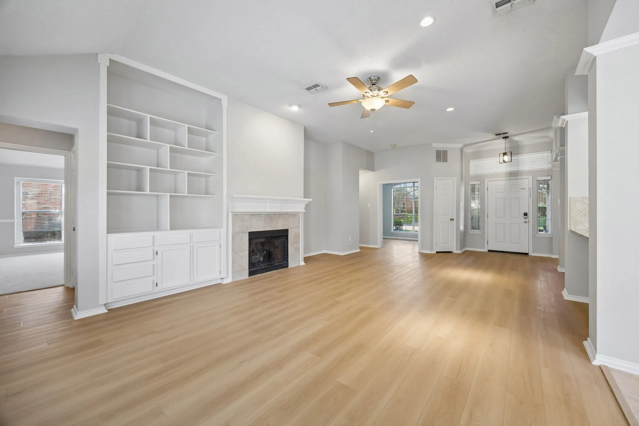 Single Family Residence For Rent in Collin County , 305 Fairfax Drive, Allen, Texas 75013, 3 Bedroom, 2 Bathroom, 2 Garage spaces, 1,829 Sqft, built in 1994, mls#21393816, Real Estate Agent in Allen, Homes For Rent in Collin county, Homes For Rent in Allen, Realtor in Allen Texas, Real Estate Brokerage Independent Realty Texas, Luminita Cordes Realtor