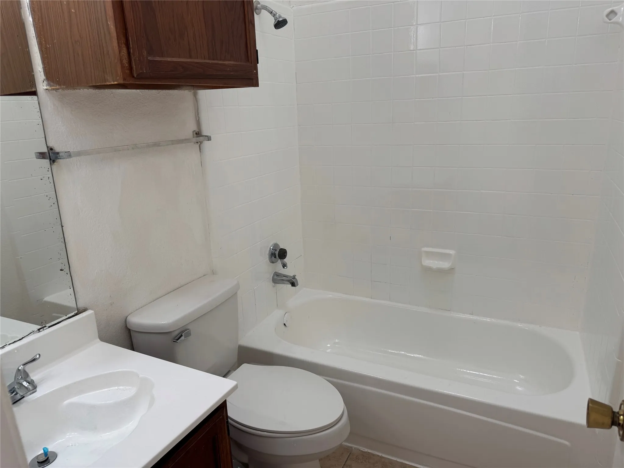 Single Family Residence For Rent in Dallas County , 806 Binbrook Drive, Mesquite, Texas 75149, 3 Bedroom, 2 Bathroom, Garage spaces, 1,081 Sqft, built in 1987, mls#21393788, Real Estate Agent in Mesquite, Homes For Rent in Dallas county, Homes For Rent in Mesquite, Realtor in Mesquite Texas, Real Estate Brokerage Independent Realty Texas, Luminita Cordes Realtor