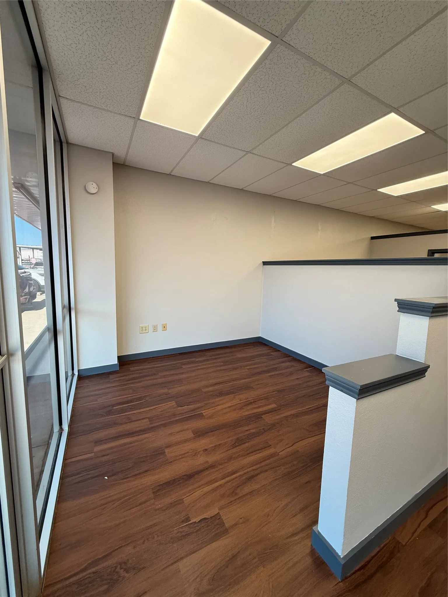 Retail For Sale in Tarrant County , 330 S Blue Mound Road, Saginaw, Texas 76131, 0, 0, Garage spaces, 0 Sqft, built in 1998, mls#21393762, Real Estate Agent in Saginaw, Homes For Sale in Tarrant county, Homes For Sale in Saginaw, Realtor in Saginaw Texas, Real Estate Brokerage Independent Realty Texas, Luminita Cordes Realtor