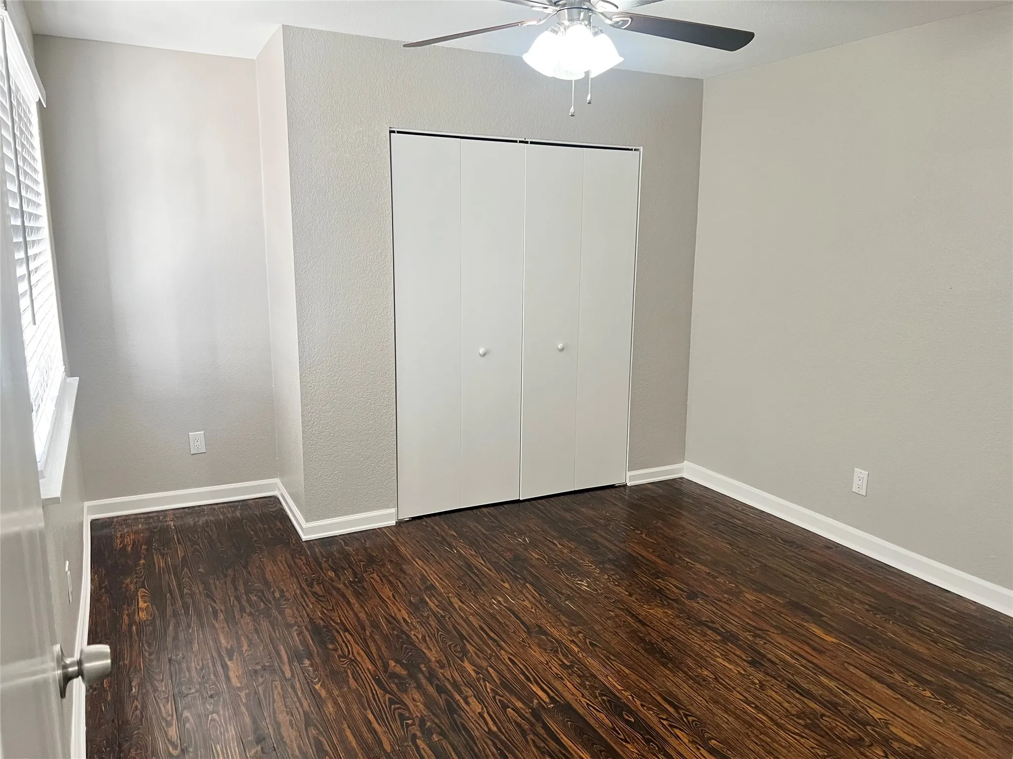 Single Family Residence For Rent in Dallas County , 119 Nichols Street, Irving, Texas 75060, 3 Bedroom, 1 Bathroom, 2 Garage spaces, 1,289 Sqft, built in 1952, mls#21393866, Real Estate Agent in Irving, Homes For Rent in Dallas county, Homes For Rent in Irving, Realtor in Irving Texas, Real Estate Brokerage Independent Realty Texas, Luminita Cordes Realtor
