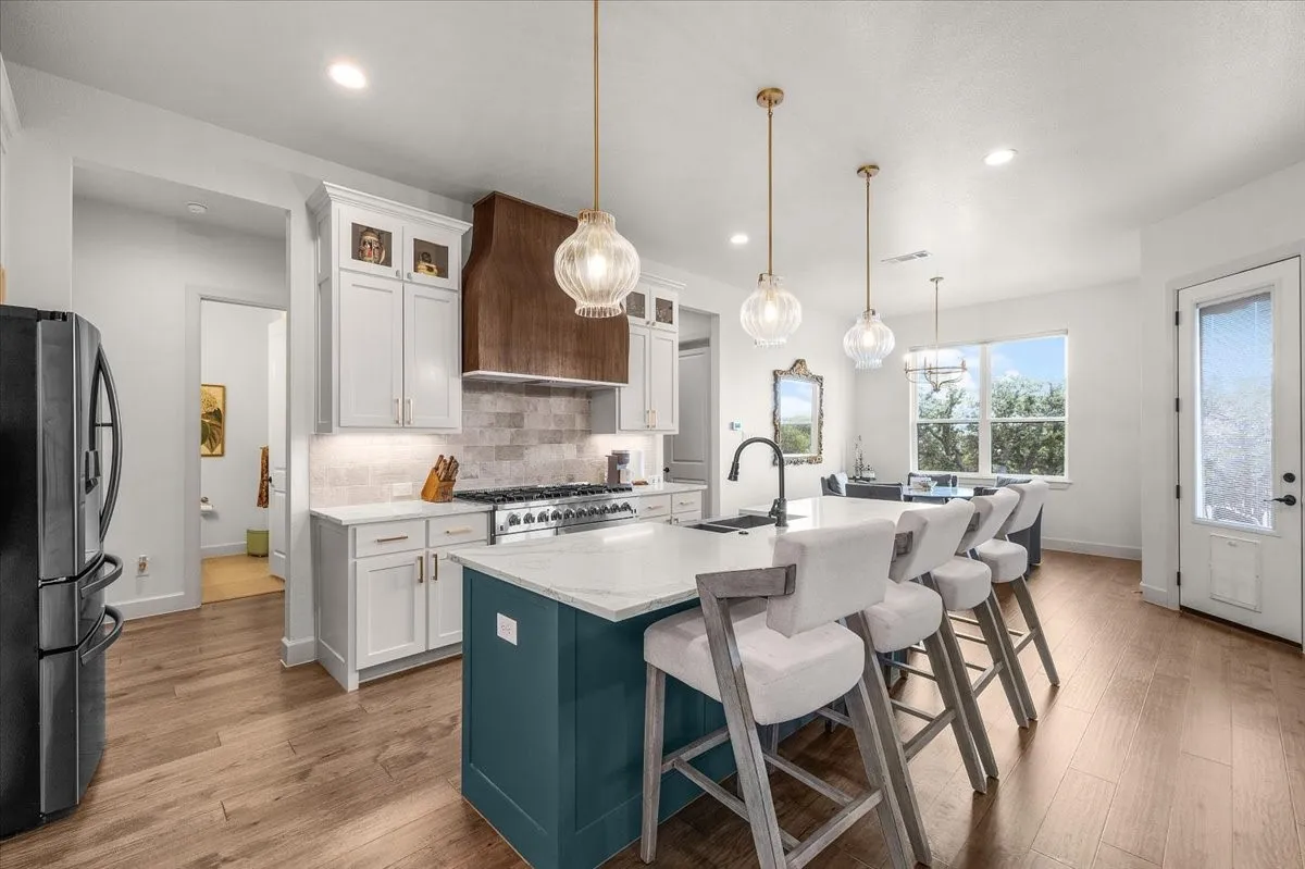Single Family Residence For Sale in Hood County , 4305 Shale Bluff Court, Granbury, Texas 76048, 4 Bedroom, 3 Bathroom, 2 Garage spaces, 2,833 Sqft, built in 2023, mls#21393832, Real Estate Agent in Granbury, Homes For Sale in Hood county, Homes For Sale in Granbury, Realtor in Granbury Texas, Real Estate Brokerage Independent Realty Texas, Luminita Cordes Realtor