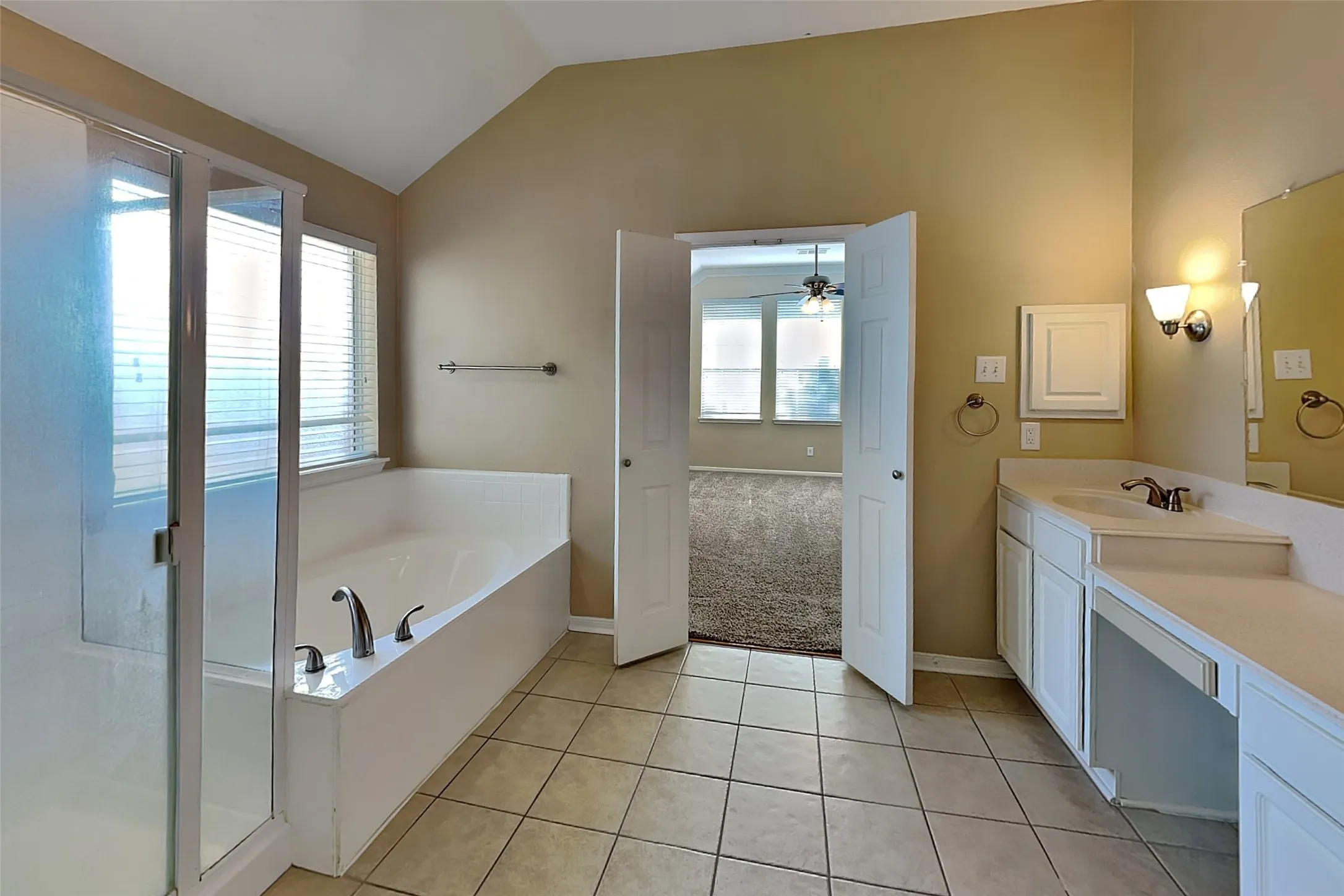 Single Family Residence For Rent in Tarrant County , 310 Village Trail Court, Trophy Club, Texas 76260, 4 Bedroom, 2 Bathroom, 2 Garage spaces, 2,275 Sqft, built in 1997, mls#21393869, Real Estate Agent in Trophy Club, Homes For Rent in Tarrant county, Homes For Rent in Trophy Club, Realtor in Trophy Club Texas, Real Estate Brokerage Independent Realty Texas, Luminita Cordes Realtor