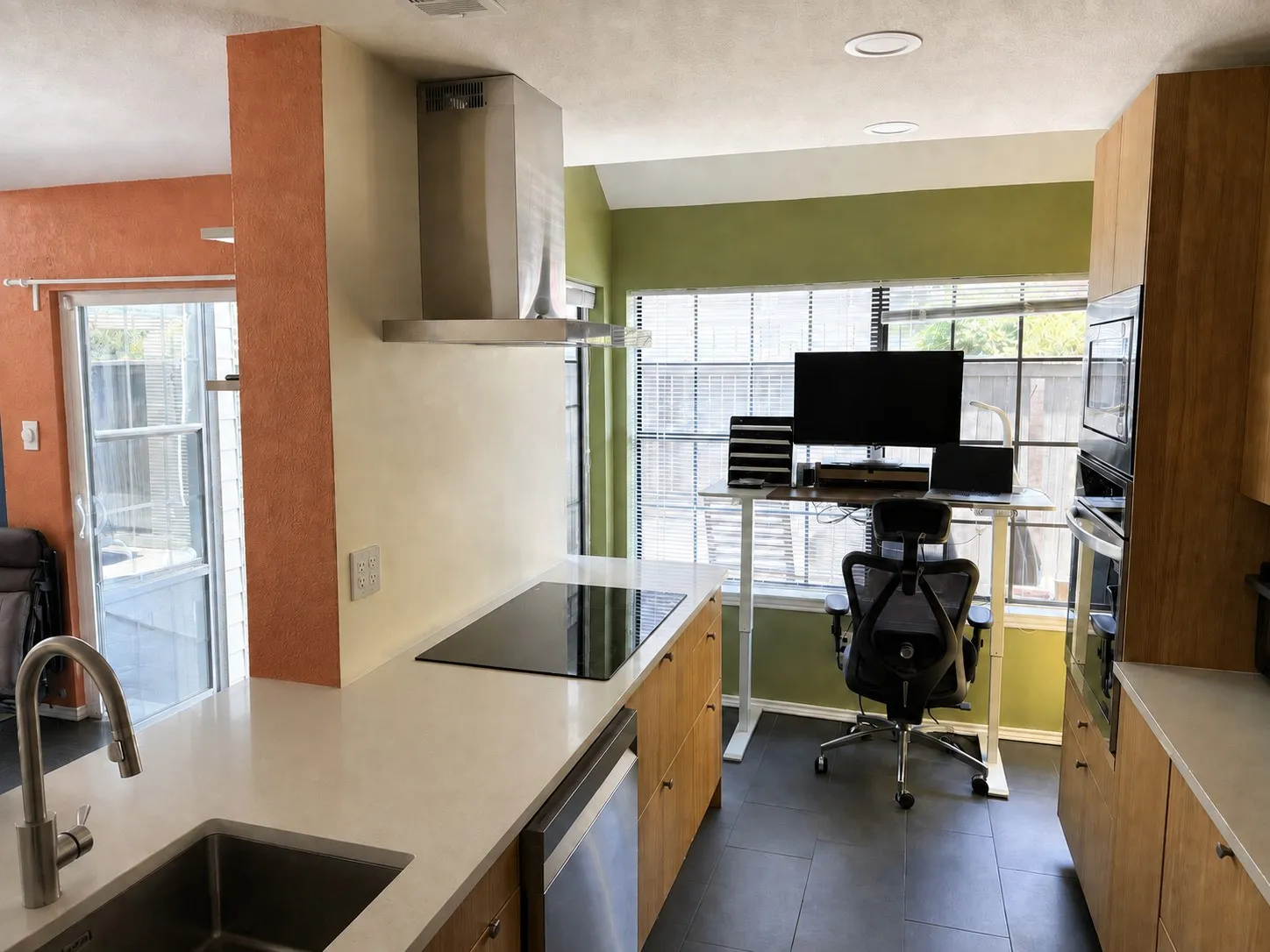 Condominium For Sale in Dallas County , 414 Santa Fe Trl 91, Irving, Texas 75063, 2 Bedroom, 3 Bathroom, 1 Garage spaces, 1,153 Sqft, built in 1986, mls#21389570, Real Estate Agent in Irving, Homes For Sale in Dallas county, Homes For Sale in Irving, Realtor in Irving Texas, Real Estate Brokerage Independent Realty Texas, Luminita Cordes Realtor