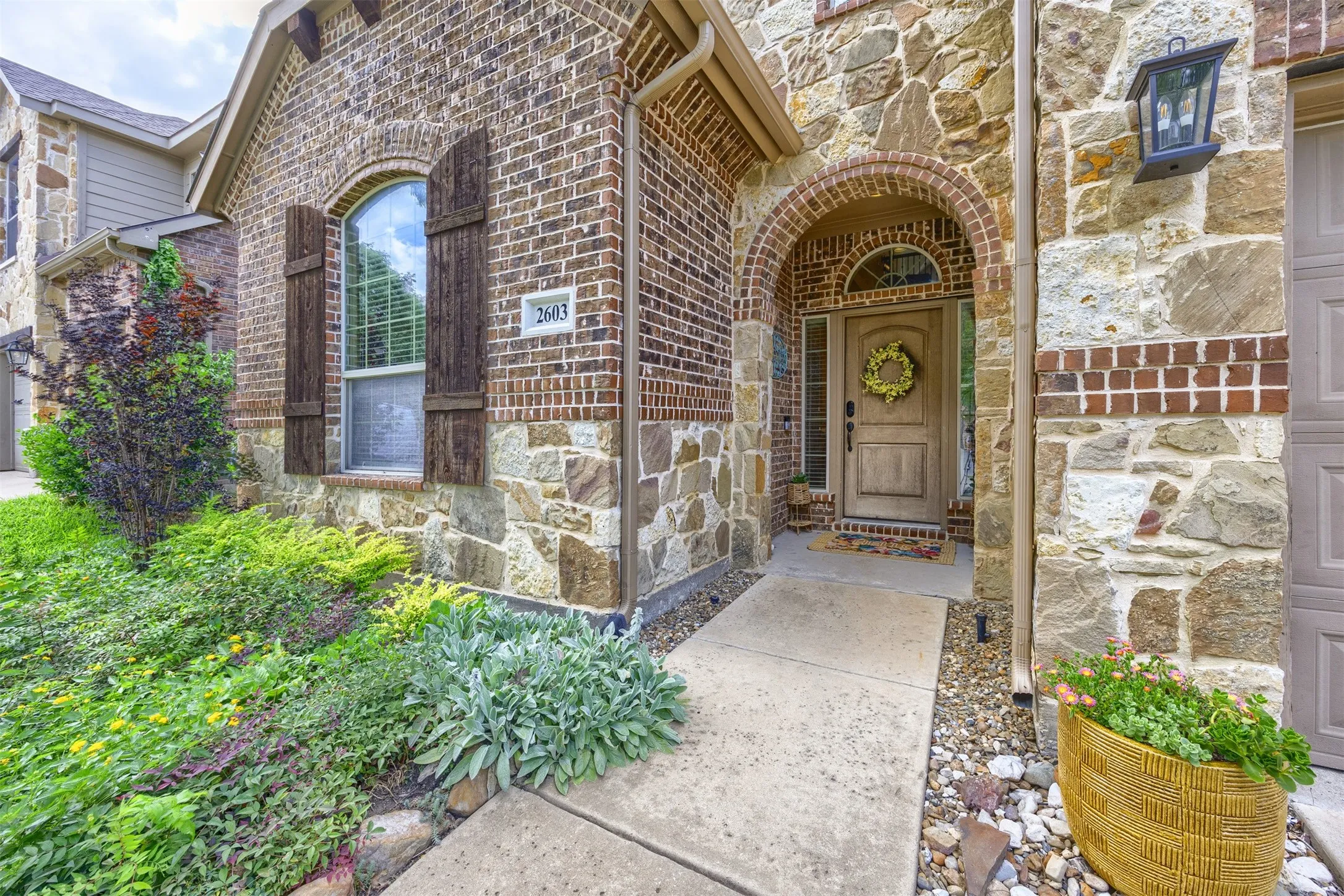 Single Family Residence For Sale in Collin County , 2603 Fritz Street, Melissa, Texas 75454, 4 Bedroom, 3 Bathroom, 2 Garage spaces, 3,106 Sqft, built in 2012, mls#21393326, Real Estate Agent in Melissa, Homes For Sale in Collin county, Homes For Sale in Melissa, Realtor in Melissa Texas, Real Estate Brokerage Independent Realty Texas, Luminita Cordes Realtor
