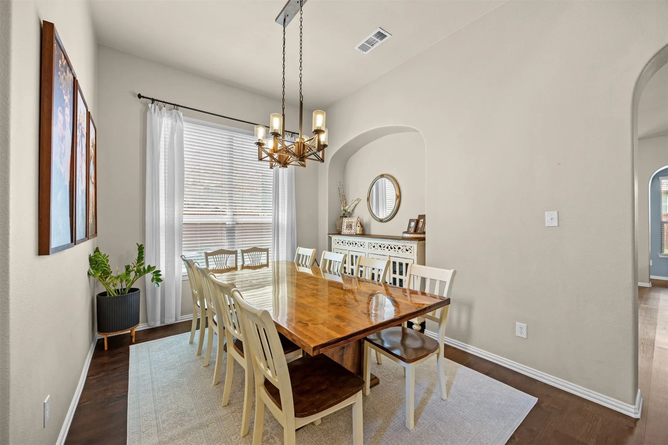 Single Family Residence For Sale in Collin County , 2603 Fritz Street, Melissa, Texas 75454, 4 Bedroom, 3 Bathroom, 2 Garage spaces, 3,106 Sqft, built in 2012, mls#21393326, Real Estate Agent in Melissa, Homes For Sale in Collin county, Homes For Sale in Melissa, Realtor in Melissa Texas, Real Estate Brokerage Independent Realty Texas, Luminita Cordes Realtor