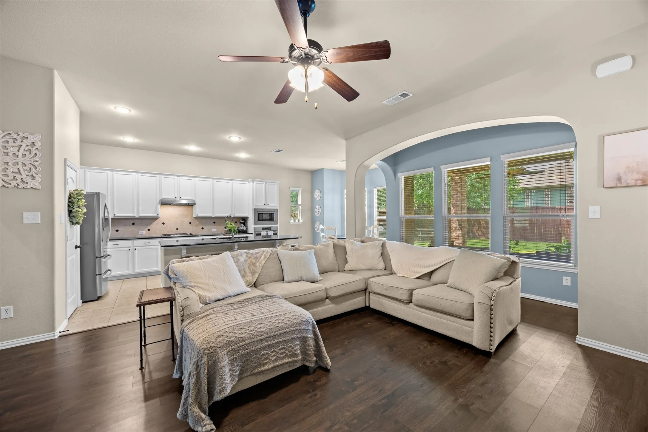Single Family Residence For Sale in Collin County , 2603 Fritz Street, Melissa, Texas 75454, 4 Bedroom, 3 Bathroom, 2 Garage spaces, 3,106 Sqft, built in 2012, mls#21393326, Real Estate Agent in Melissa, Homes For Sale in Collin county, Homes For Sale in Melissa, Realtor in Melissa Texas, Real Estate Brokerage Independent Realty Texas, Luminita Cordes Realtor