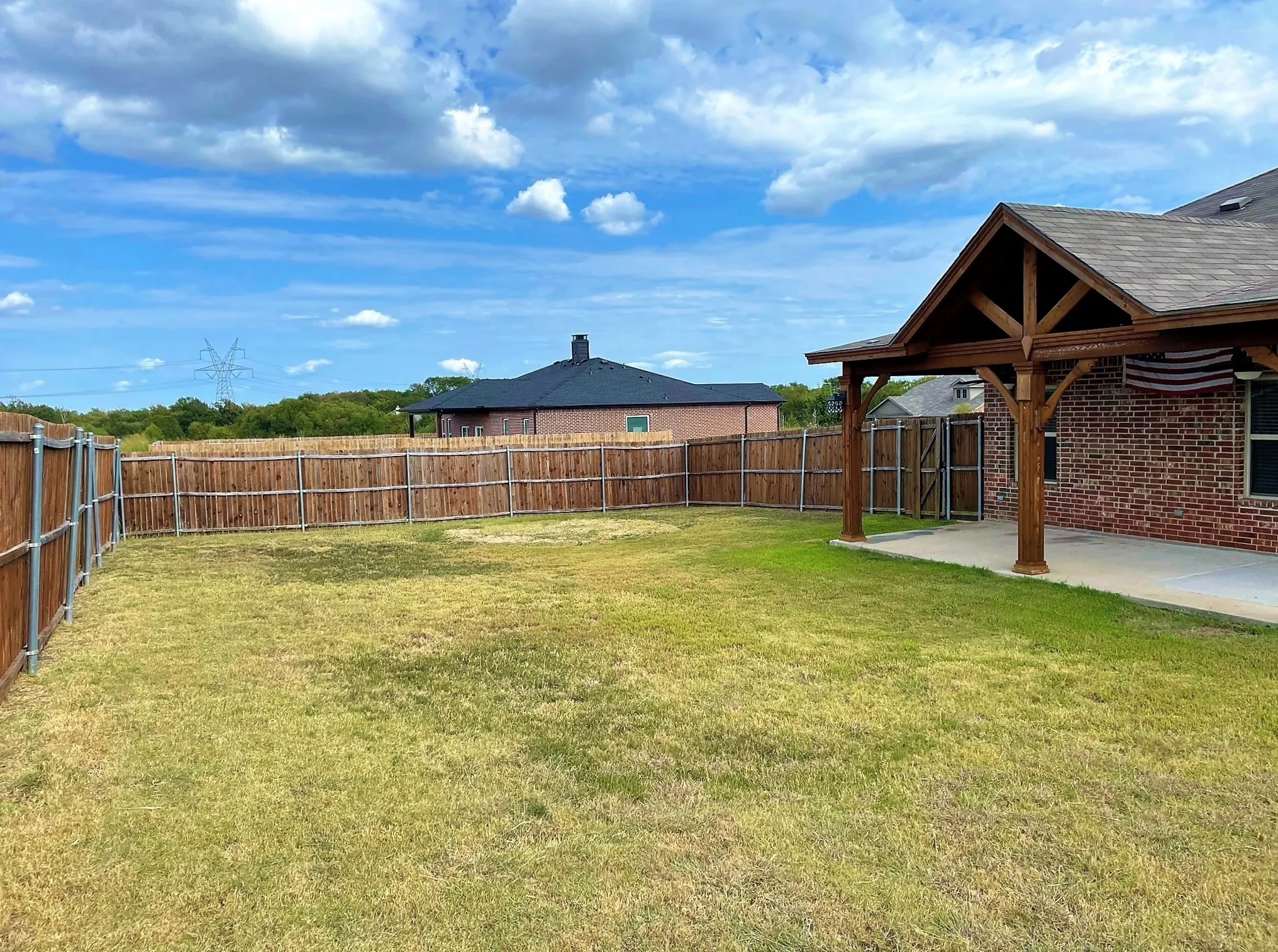 Single Family Residence For Rent in Collin County , 208 Dye Drive, Royse City, Texas 75189, 5 Bedroom, 4 Bathroom, 2 Garage spaces, 2,369 Sqft, built in 2014, mls#21393880, Real Estate Agent in Royse City, Homes For Rent in Collin county, Homes For Rent in Royse City, Realtor in Royse City Texas, Real Estate Brokerage Independent Realty Texas, Luminita Cordes Realtor