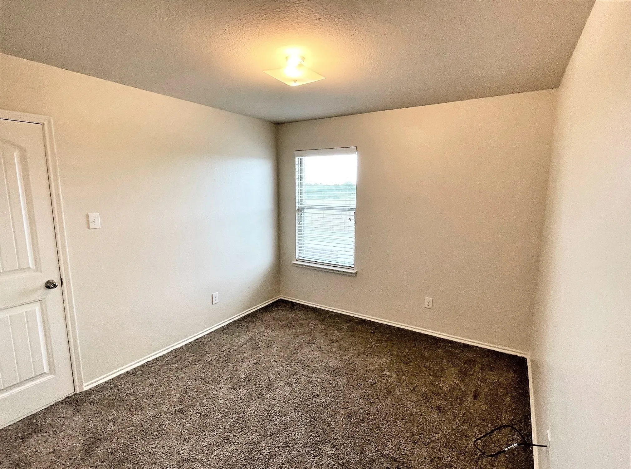 Single Family Residence For Rent in Collin County , 208 Dye Drive, Royse City, Texas 75189, 5 Bedroom, 4 Bathroom, 2 Garage spaces, 2,369 Sqft, built in 2014, mls#21393880, Real Estate Agent in Royse City, Homes For Rent in Collin county, Homes For Rent in Royse City, Realtor in Royse City Texas, Real Estate Brokerage Independent Realty Texas, Luminita Cordes Realtor