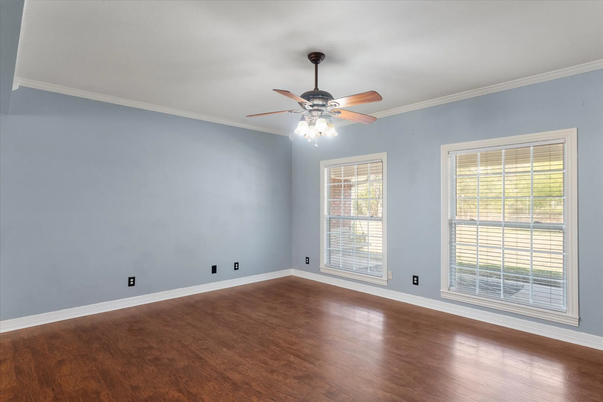 Single Family Residence For Sale in Franklin (TX) County , 150 County Rd NW 2045, Mount Vernon, Texas 75457, 3 Bedroom, 3 Bathroom, 2 Garage spaces, 2,826 Sqft, built in 2004, mls#21393460, Real Estate Agent in Mount Vernon, Homes For Sale in Franklin (TX) county, Homes For Sale in Mount Vernon, Realtor in Mount Vernon Texas, Real Estate Brokerage Independent Realty Texas, Luminita Cordes Realtor