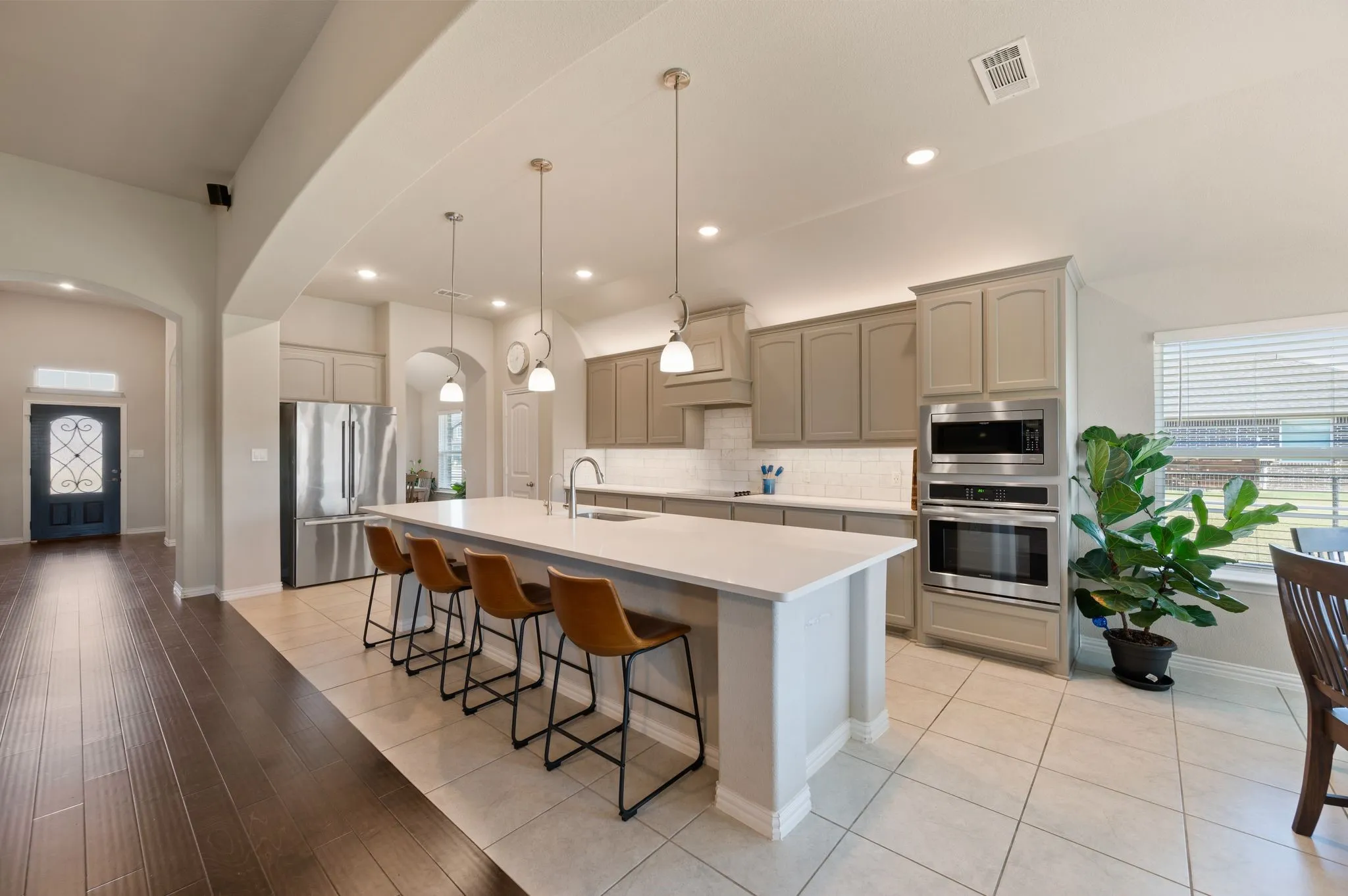 Single Family Residence For Sale in Wise County , 123 Mossy Creek Trail, Rhome, Texas 76078, 4 Bedroom, 3 Bathroom, 3 Garage spaces, 2,629 Sqft, built in 2020, mls#21393621, Real Estate Agent in Rhome, Homes For Sale in Wise county, Homes For Sale in Rhome, Realtor in Rhome Texas, Real Estate Brokerage Independent Realty Texas, Luminita Cordes Realtor