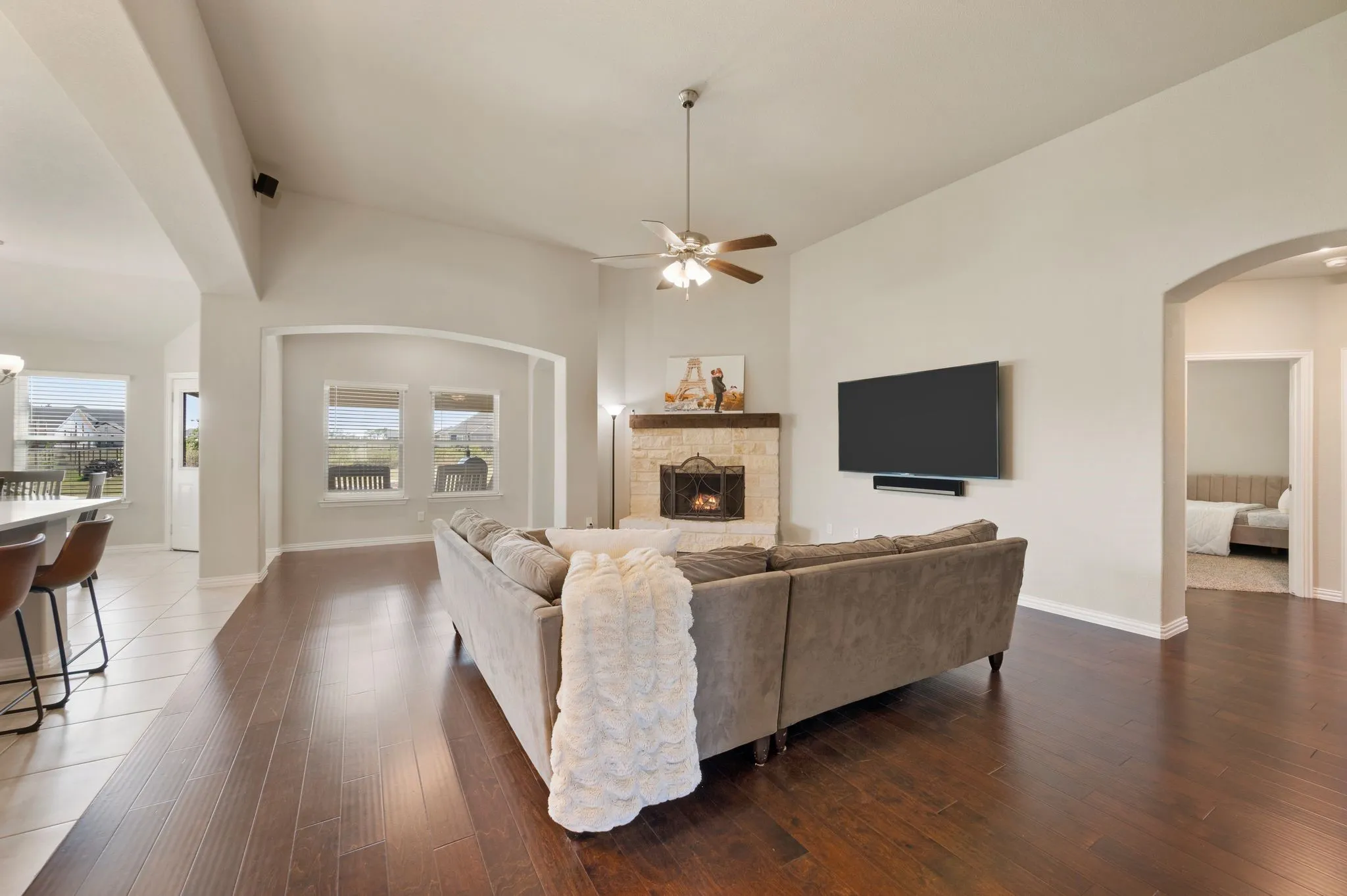Single Family Residence For Sale in Wise County , 123 Mossy Creek Trail, Rhome, Texas 76078, 4 Bedroom, 3 Bathroom, 3 Garage spaces, 2,629 Sqft, built in 2020, mls#21393621, Real Estate Agent in Rhome, Homes For Sale in Wise county, Homes For Sale in Rhome, Realtor in Rhome Texas, Real Estate Brokerage Independent Realty Texas, Luminita Cordes Realtor