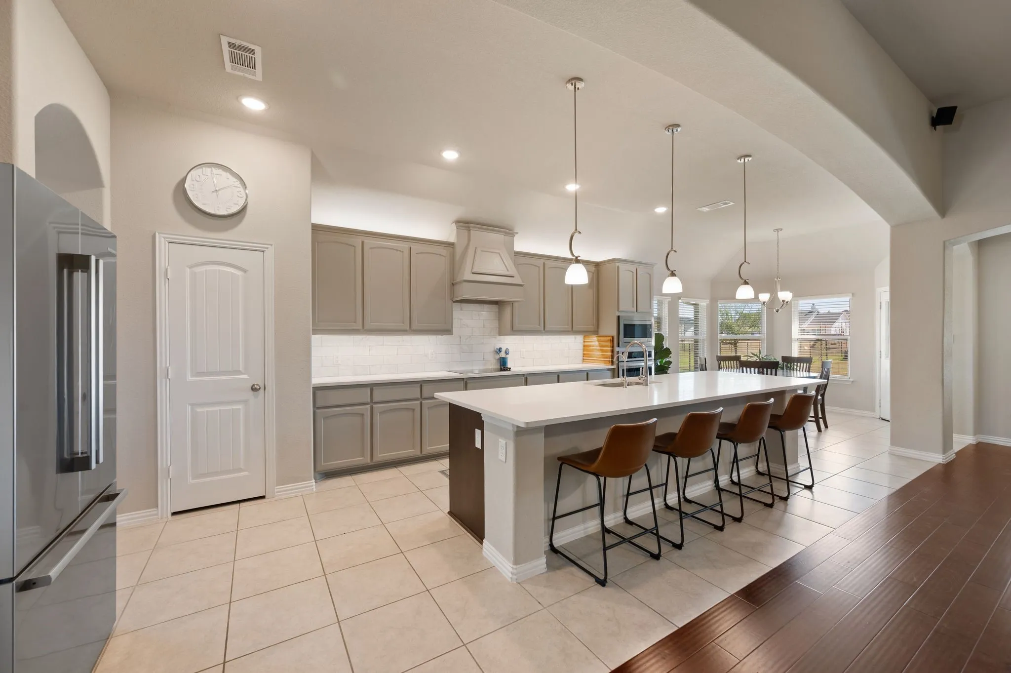 Single Family Residence For Sale in Wise County , 123 Mossy Creek Trail, Rhome, Texas 76078, 4 Bedroom, 3 Bathroom, 3 Garage spaces, 2,629 Sqft, built in 2020, mls#21393621, Real Estate Agent in Rhome, Homes For Sale in Wise county, Homes For Sale in Rhome, Realtor in Rhome Texas, Real Estate Brokerage Independent Realty Texas, Luminita Cordes Realtor