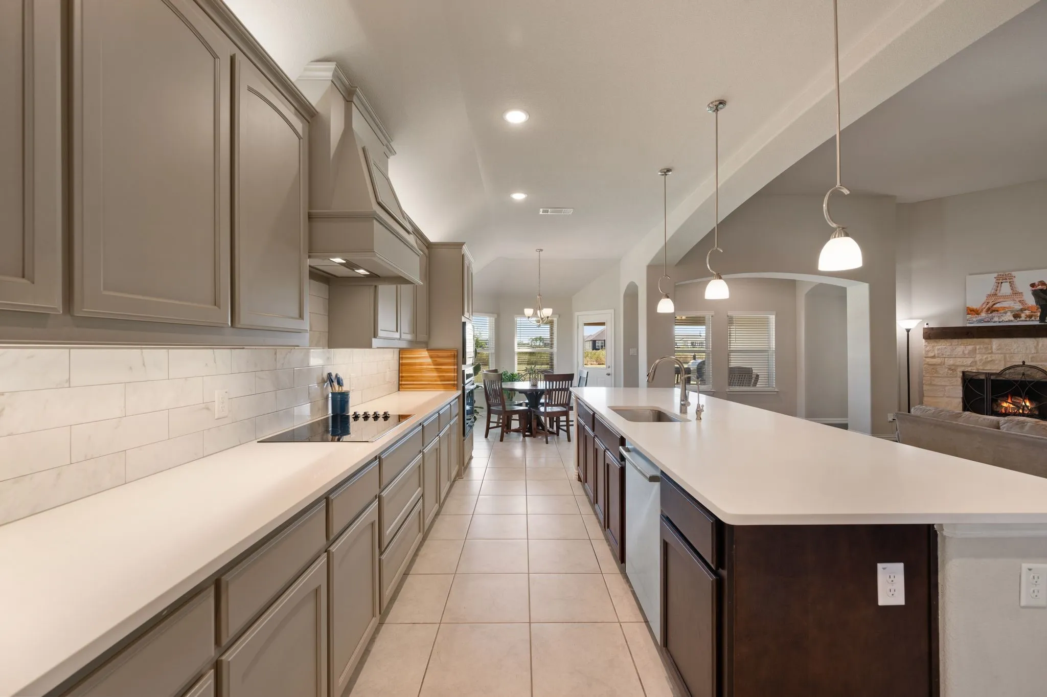 Single Family Residence For Sale in Wise County , 123 Mossy Creek Trail, Rhome, Texas 76078, 4 Bedroom, 3 Bathroom, 3 Garage spaces, 2,629 Sqft, built in 2020, mls#21393621, Real Estate Agent in Rhome, Homes For Sale in Wise county, Homes For Sale in Rhome, Realtor in Rhome Texas, Real Estate Brokerage Independent Realty Texas, Luminita Cordes Realtor
