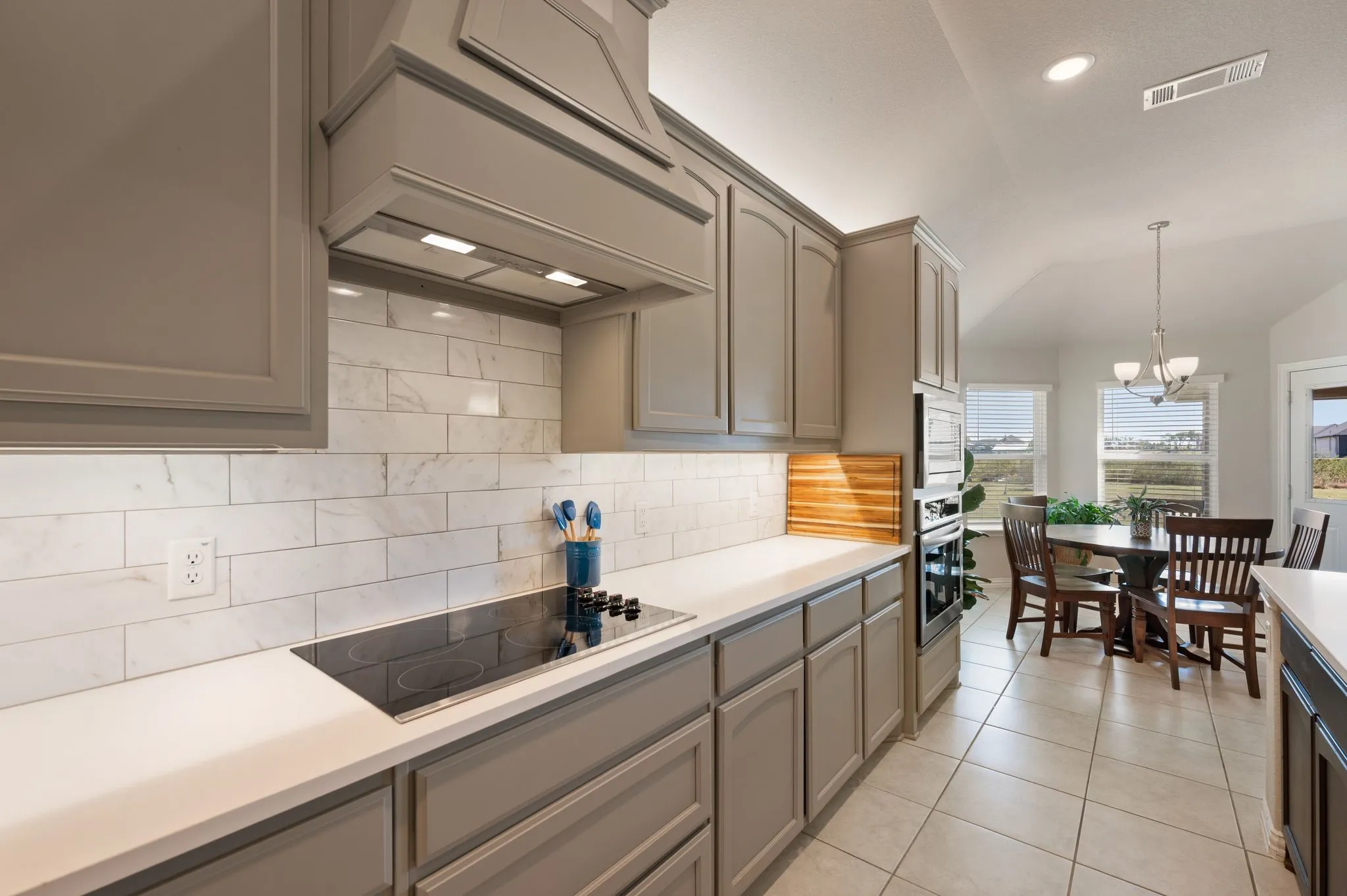 Single Family Residence For Sale in Wise County , 123 Mossy Creek Trail, Rhome, Texas 76078, 4 Bedroom, 3 Bathroom, 3 Garage spaces, 2,629 Sqft, built in 2020, mls#21393621, Real Estate Agent in Rhome, Homes For Sale in Wise county, Homes For Sale in Rhome, Realtor in Rhome Texas, Real Estate Brokerage Independent Realty Texas, Luminita Cordes Realtor