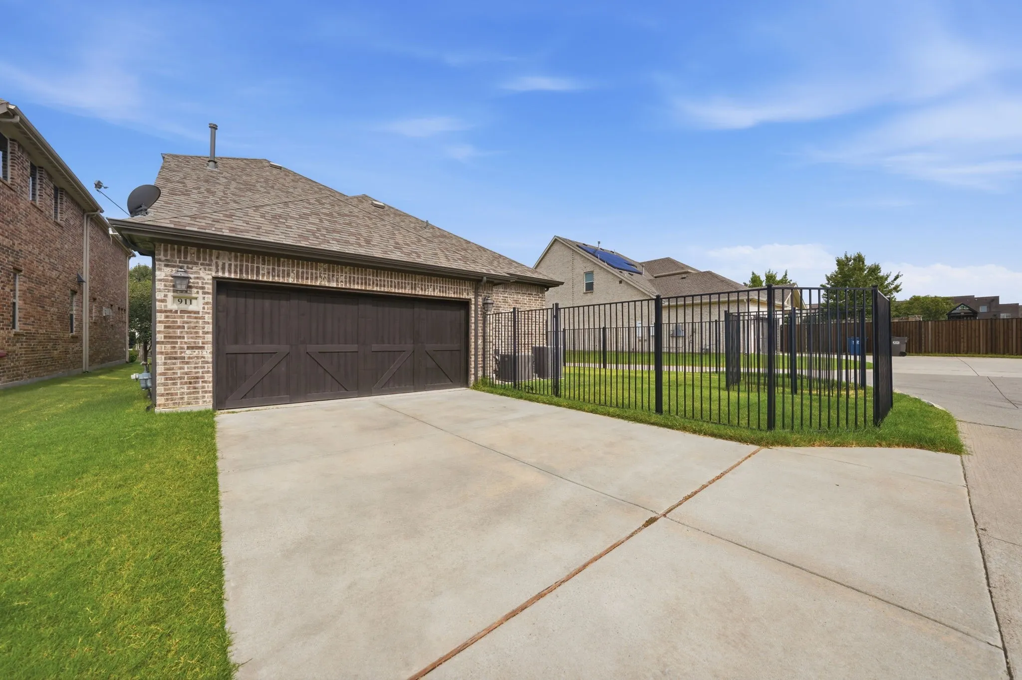 Single Family Residence For Rent in Collin County , 911 Midland Drive, Allen, Texas 75013, 3 Bedroom, 4 Bathroom, 2 Garage spaces, 2,471 Sqft, built in 2017, mls#21393893, Real Estate Agent in Allen, Homes For Rent in Collin county, Homes For Rent in Allen, Realtor in Allen Texas, Real Estate Brokerage Independent Realty Texas, Luminita Cordes Realtor