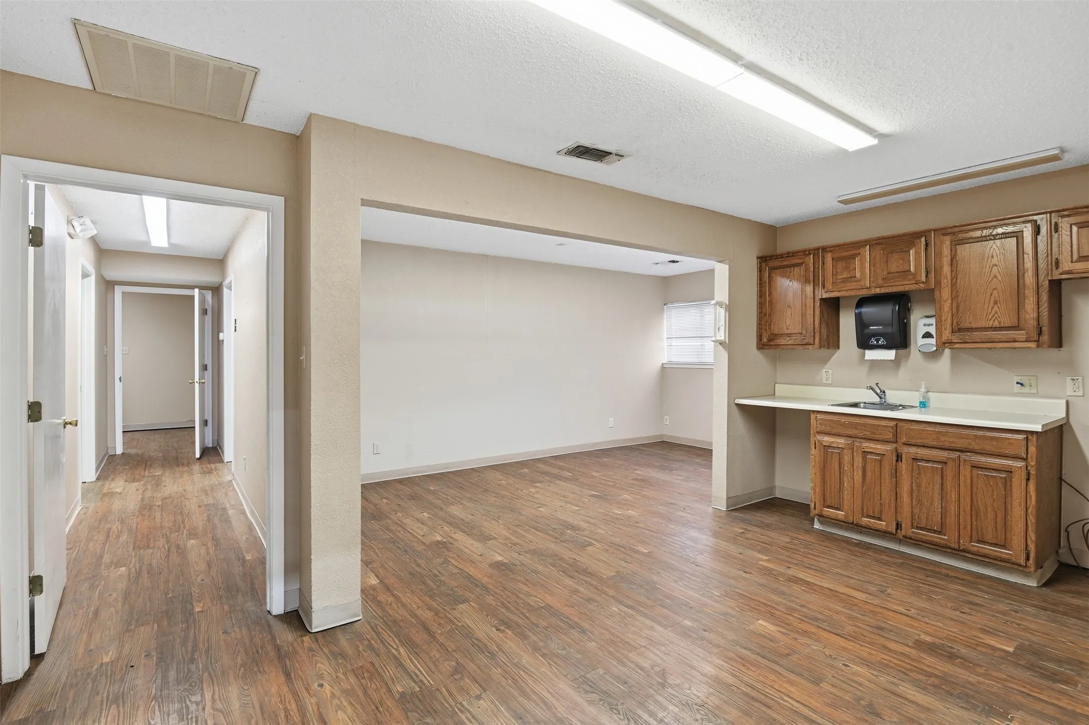 Industrial For Rent in Collin County , 5427 FM 546 2, Princeton, Texas 75407, 0, 0, Garage spaces, 0 Sqft, built in 1995, mls#21393896, Real Estate Agent in Princeton, Homes For Rent in Collin county, Homes For Rent in Princeton, Realtor in Princeton Texas, Real Estate Brokerage Independent Realty Texas, Luminita Cordes Realtor