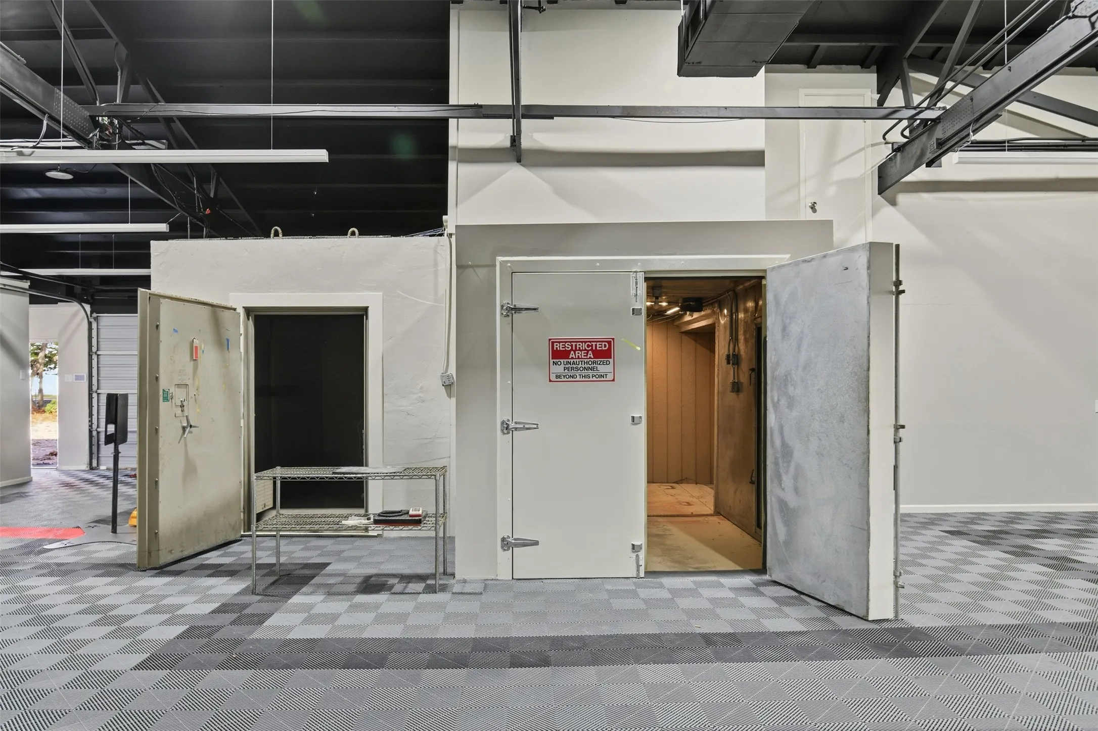 Industrial For Rent in Collin County , 5427 FM 546 2, Princeton, Texas 75407, 0, 0, Garage spaces, 0 Sqft, built in 1995, mls#21393896, Real Estate Agent in Princeton, Homes For Rent in Collin county, Homes For Rent in Princeton, Realtor in Princeton Texas, Real Estate Brokerage Independent Realty Texas, Luminita Cordes Realtor