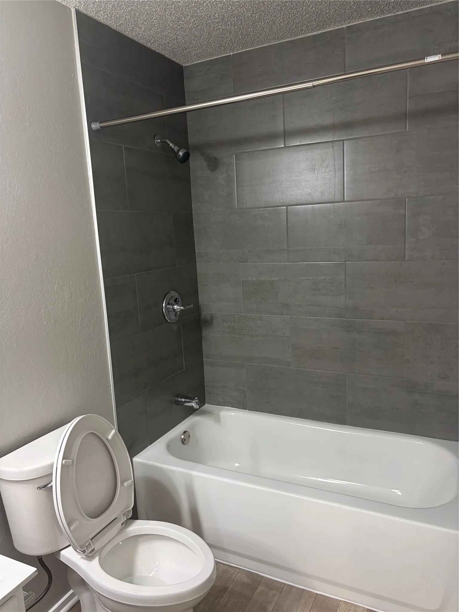 Duplex For Rent in Tarrant County , 10633 Flamewood Drive, Fort Worth, Texas 76140, 3 Bedroom, 2 Bathroom, Garage spaces, 1,340 Sqft, built in 1985, mls#21385638, Real Estate Agent in Fort Worth, Homes For Rent in Tarrant county, Homes For Rent in Fort Worth, Realtor in Fort Worth Texas, Real Estate Brokerage Independent Realty Texas, Luminita Cordes Realtor