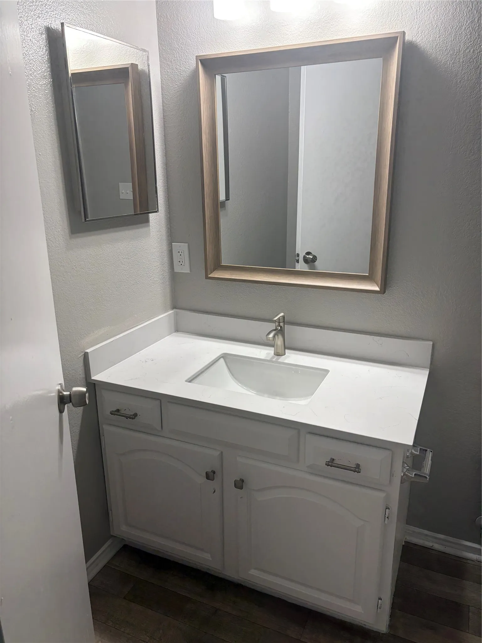 Duplex For Rent in Tarrant County , 10633 Flamewood Drive, Fort Worth, Texas 76140, 3 Bedroom, 2 Bathroom, Garage spaces, 1,340 Sqft, built in 1985, mls#21385638, Real Estate Agent in Fort Worth, Homes For Rent in Tarrant county, Homes For Rent in Fort Worth, Realtor in Fort Worth Texas, Real Estate Brokerage Independent Realty Texas, Luminita Cordes Realtor
