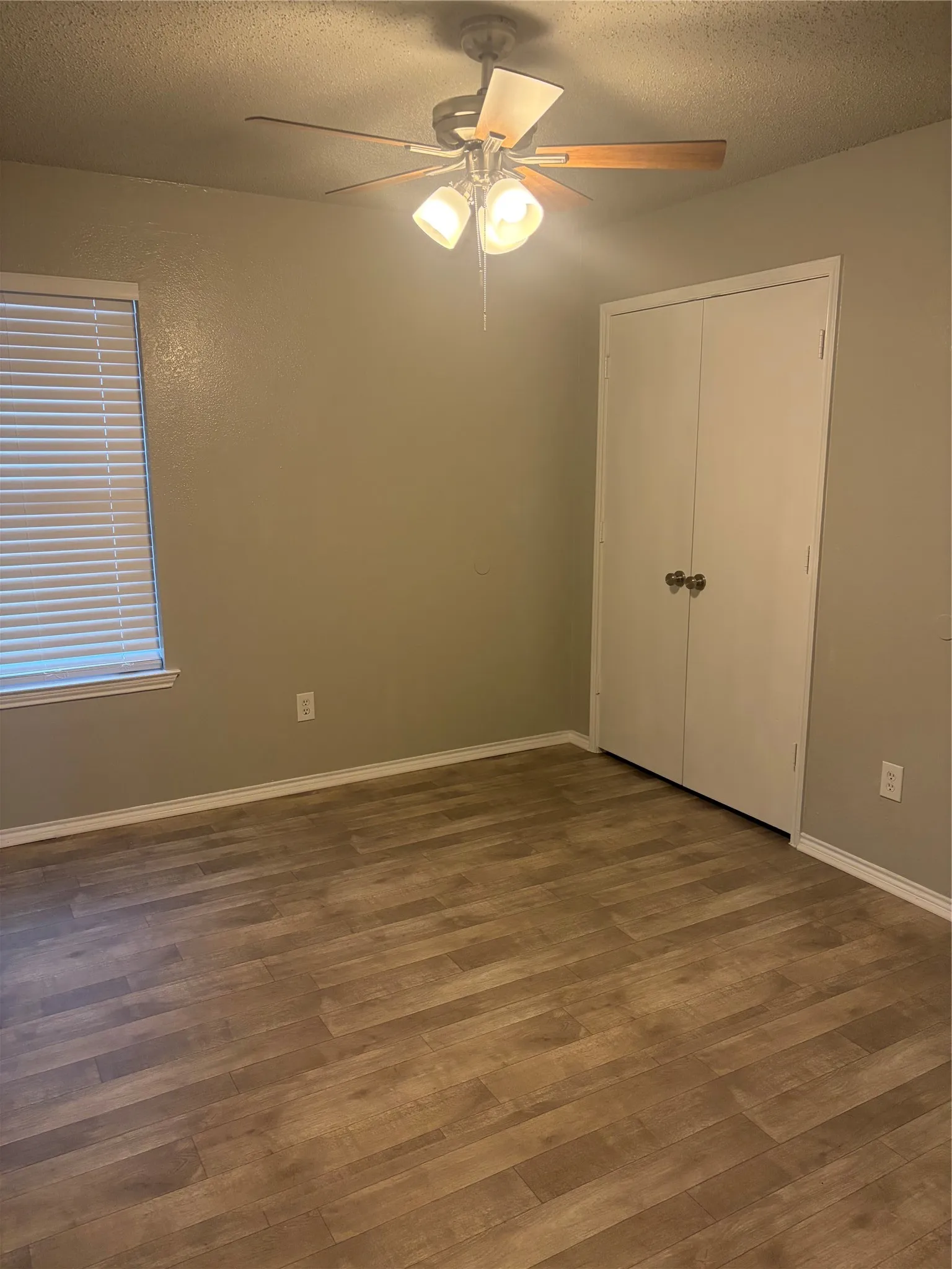 Duplex For Rent in Tarrant County , 10633 Flamewood Drive, Fort Worth, Texas 76140, 3 Bedroom, 2 Bathroom, Garage spaces, 1,340 Sqft, built in 1985, mls#21385638, Real Estate Agent in Fort Worth, Homes For Rent in Tarrant county, Homes For Rent in Fort Worth, Realtor in Fort Worth Texas, Real Estate Brokerage Independent Realty Texas, Luminita Cordes Realtor