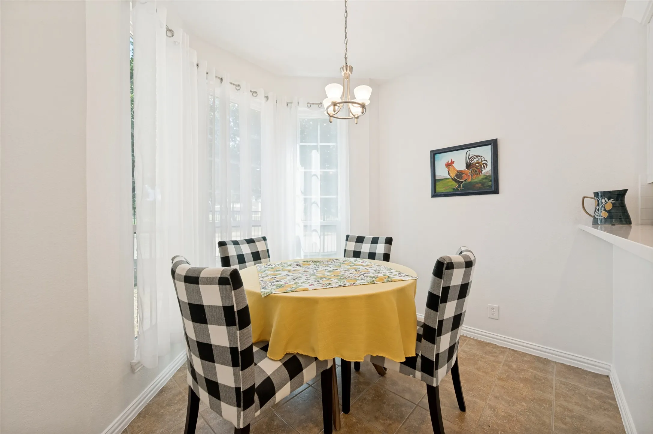 Condominium For Sale in Dallas County , 221 Cimarron Trail 2, Irving, Texas 75063, 2 Bedroom, 3 Bathroom, 1 Garage spaces, 1,348 Sqft, built in 1985, mls#21363962, Real Estate Agent in Irving, Homes For Sale in Dallas county, Homes For Sale in Irving, Realtor in Irving Texas, Real Estate Brokerage Independent Realty Texas, Luminita Cordes Realtor