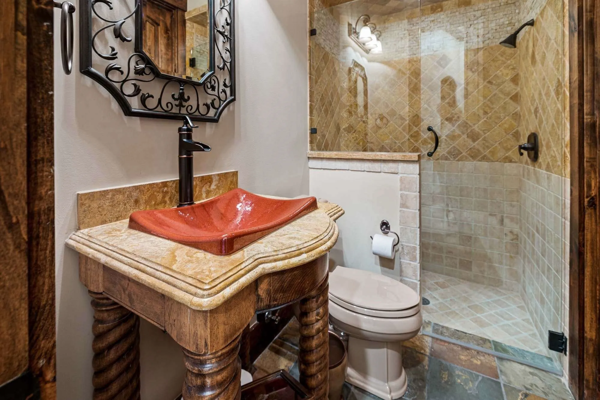 Ensuite bathroom for guest bedroom downstairs