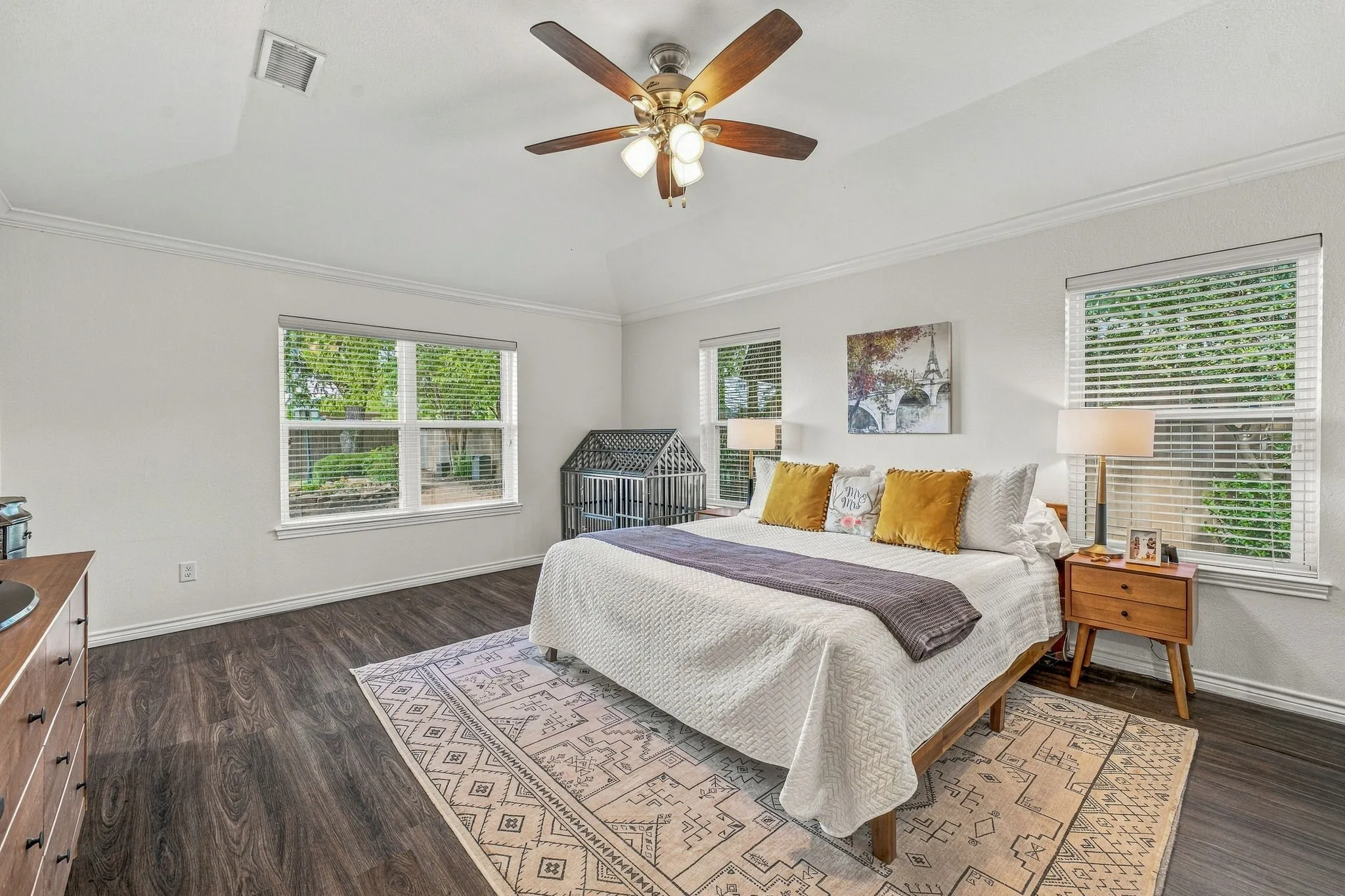 Single Family Residence For Sale in Hood County , 1202 Red Bird Lane, Granbury, Texas 76048, 3 Bedroom, 2 Bathroom, 2 Garage spaces, 2,242 Sqft, built in 1986, mls#21391931, Real Estate Agent in Granbury, Homes For Sale in Hood county, Homes For Sale in Granbury, Realtor in Granbury Texas, Real Estate Brokerage Independent Realty Texas, Luminita Cordes Realtor