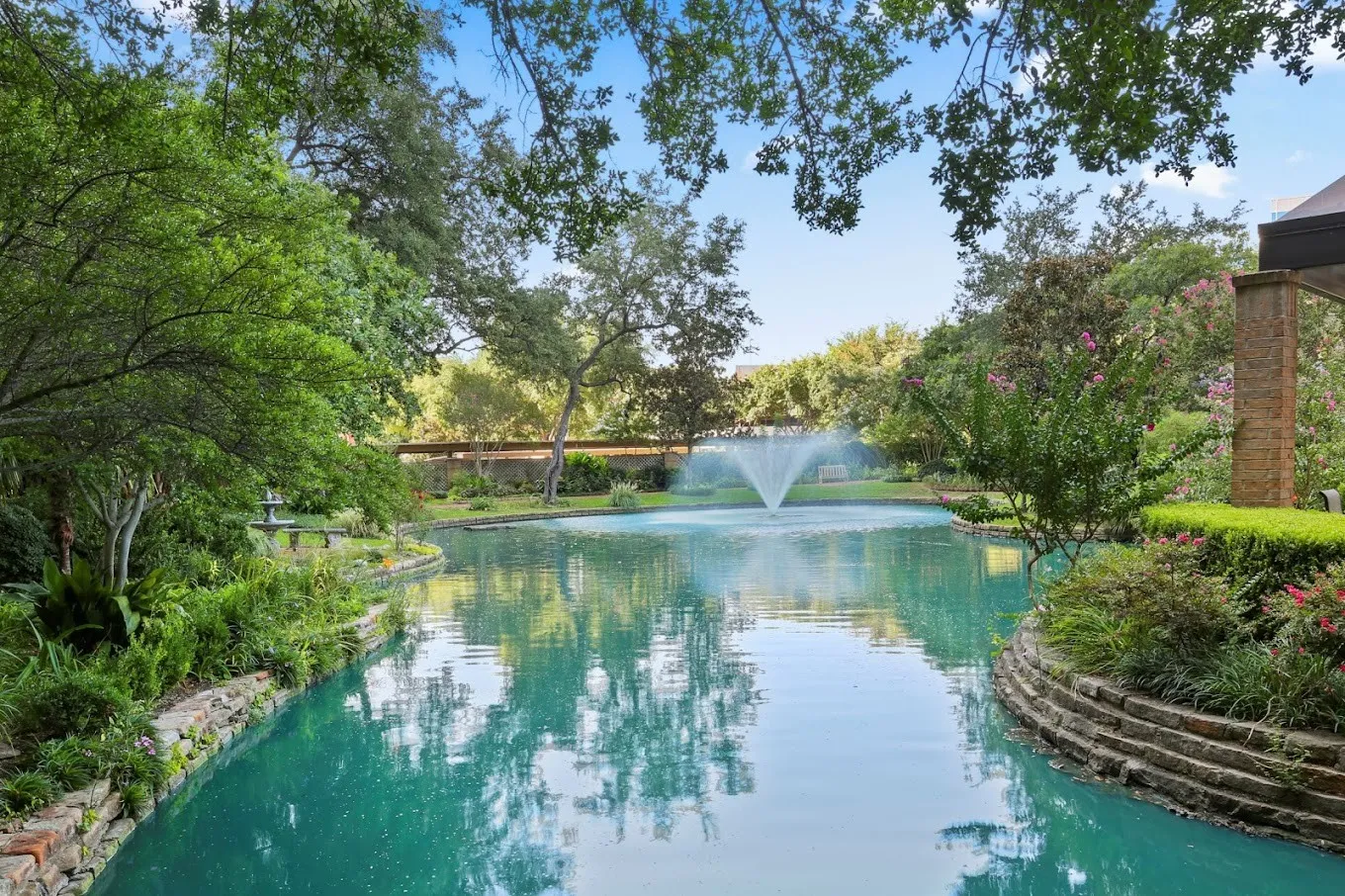 Condominium For Sale in Dallas County , 5200 Keller Springs Road 1217, Dallas, Texas 75248, 2 Bedroom, 3 Bathroom, 2 Garage spaces, 3,370 Sqft, built in 1981, mls#21391785, Real Estate Agent in Dallas, Homes For Sale in Dallas county, Homes For Sale in Dallas, Realtor in Dallas Texas, Real Estate Brokerage Independent Realty Texas, Luminita Cordes Realtor