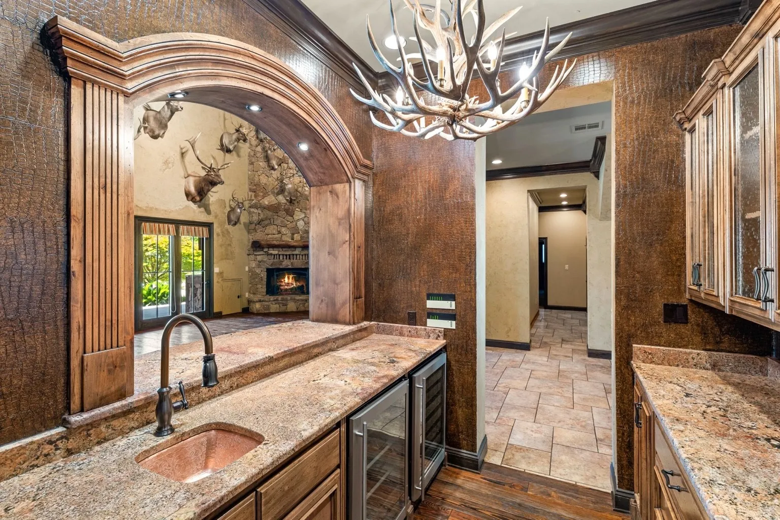 Farm For Sale in Coryell County , 11670 E US Highway 84, Gatesville, Texas 76528, 4 Bedroom, 8 Bathroom, 3 Garage spaces, 8,706 Sqft, built in 2008, mls#21391851, Real Estate Agent in Gatesville, Homes For Sale in Coryell county, Homes For Sale in Gatesville, Realtor in Gatesville Texas, Real Estate Brokerage Independent Realty Texas, Luminita Cordes Realtor