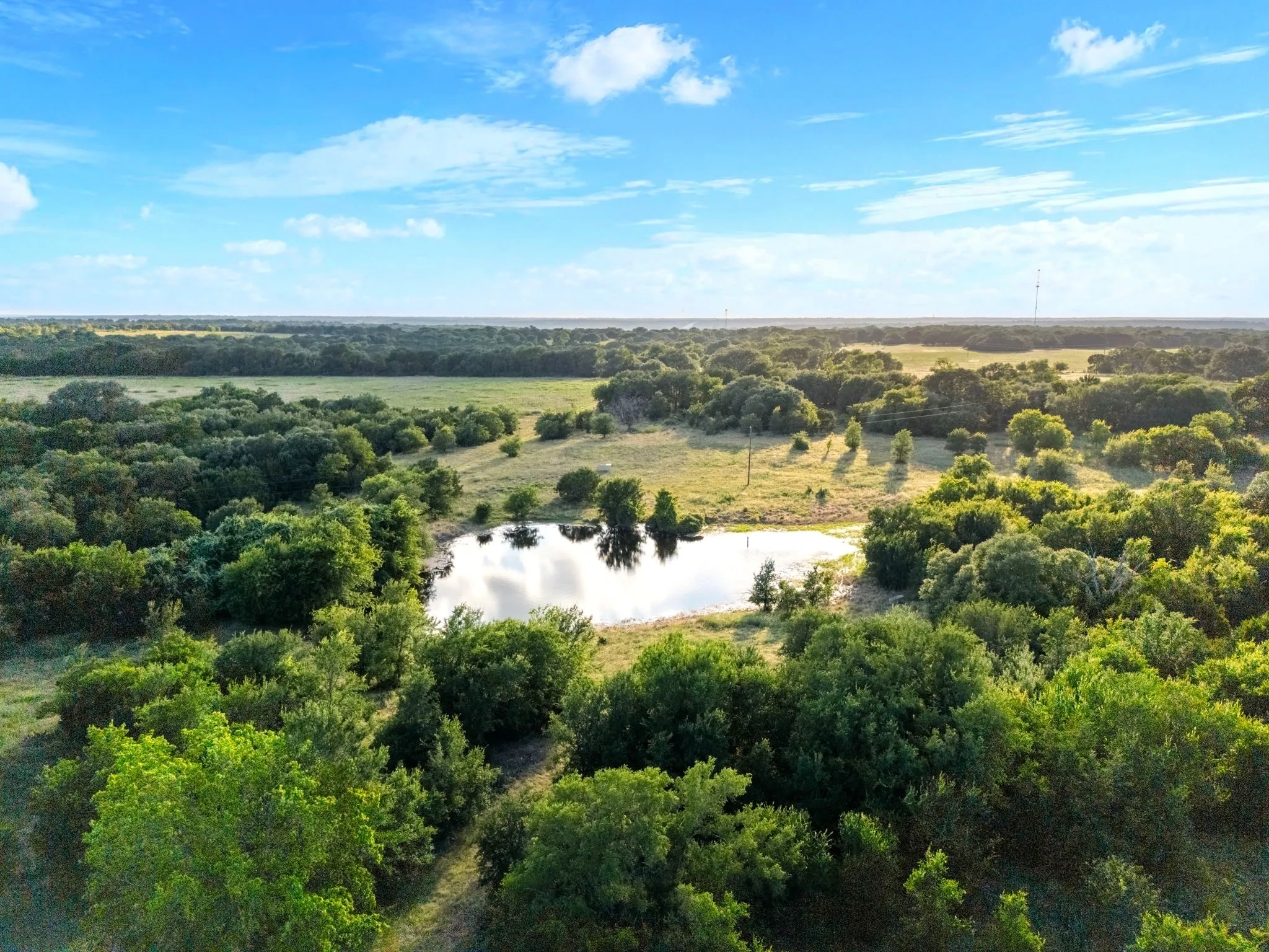 Farm For Sale in Coryell County , 11670 E US Highway 84, Gatesville, Texas 76528, 4 Bedroom, 8 Bathroom, 3 Garage spaces, 8,706 Sqft, built in 2008, mls#21391851, Real Estate Agent in Gatesville, Homes For Sale in Coryell county, Homes For Sale in Gatesville, Realtor in Gatesville Texas, Real Estate Brokerage Independent Realty Texas, Luminita Cordes Realtor