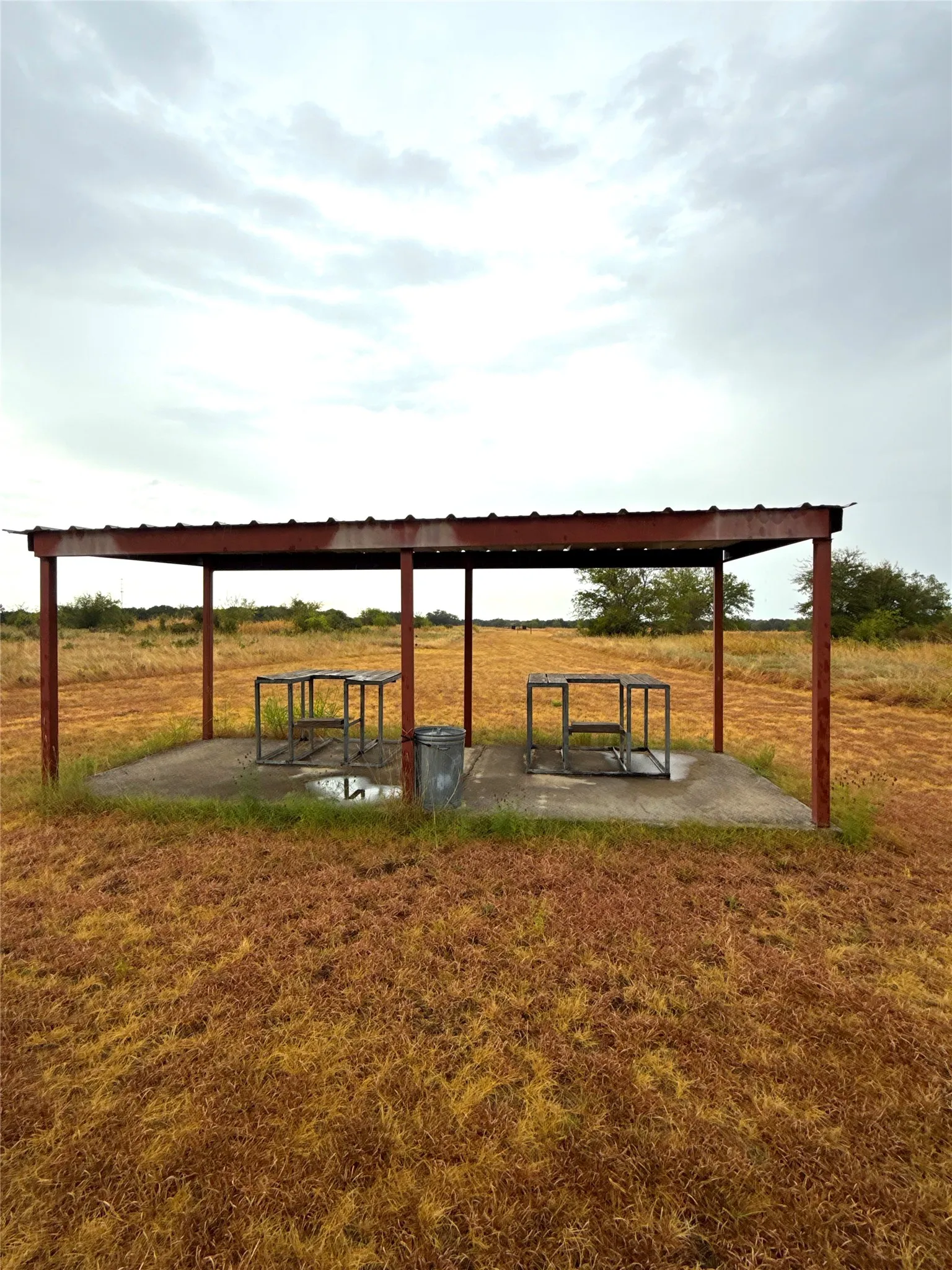 Farm For Sale in Coryell County , 11670 E US Highway 84, Gatesville, Texas 76528, 4 Bedroom, 8 Bathroom, 3 Garage spaces, 8,706 Sqft, built in 2008, mls#21391851, Real Estate Agent in Gatesville, Homes For Sale in Coryell county, Homes For Sale in Gatesville, Realtor in Gatesville Texas, Real Estate Brokerage Independent Realty Texas, Luminita Cordes Realtor