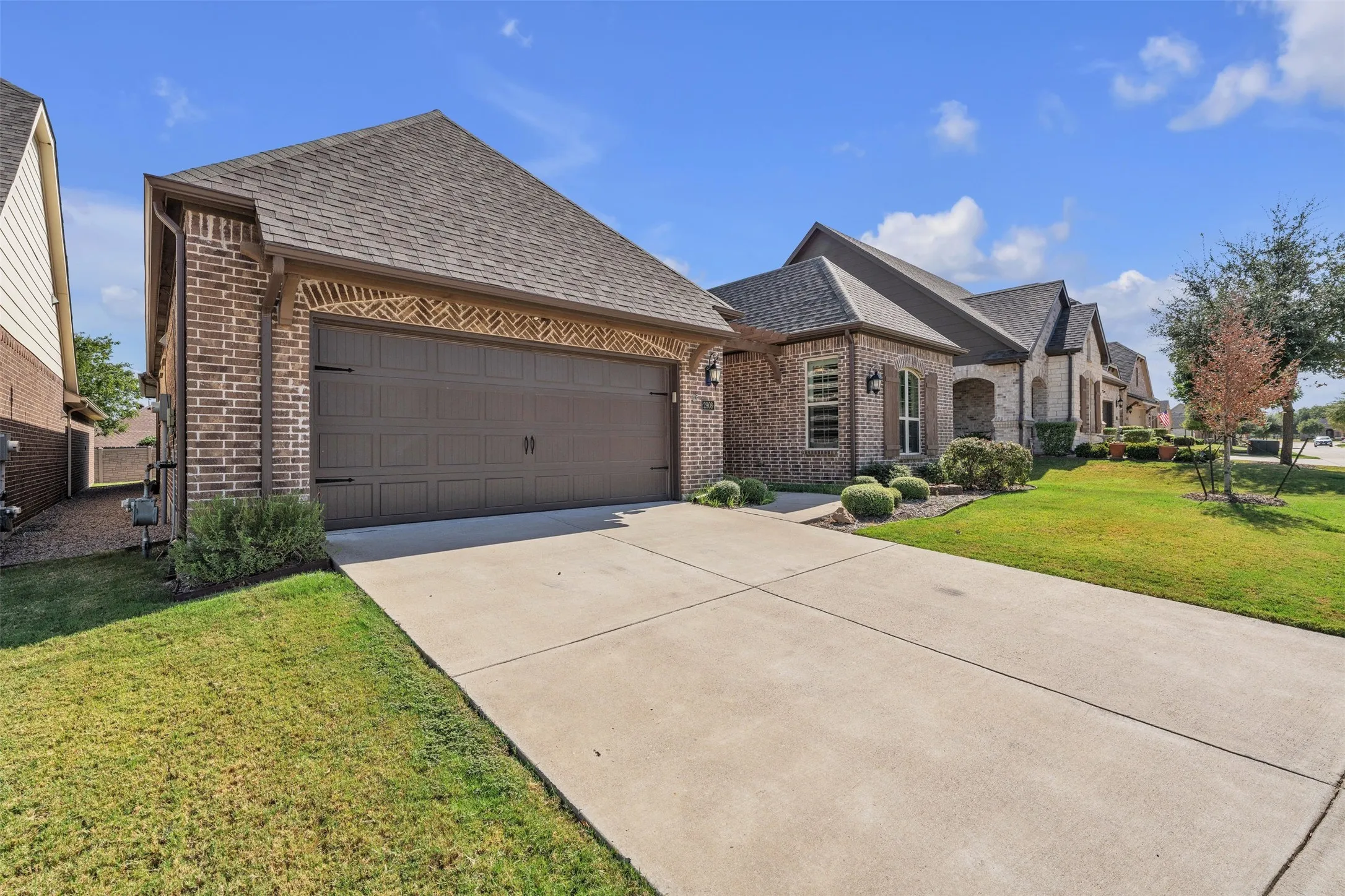 Condominium For Sale in Tarrant County , 2908 Esplanade Boulevard 2908, Mansfield, Texas 76063, 2 Bedroom, 2 Bathroom, 2 Garage spaces, 2,560 Sqft, built in 2020, mls#21389857, Real Estate Agent in Mansfield, Homes For Sale in Tarrant county, Homes For Sale in Mansfield, Realtor in Mansfield Texas, Real Estate Brokerage Independent Realty Texas, Luminita Cordes Realtor