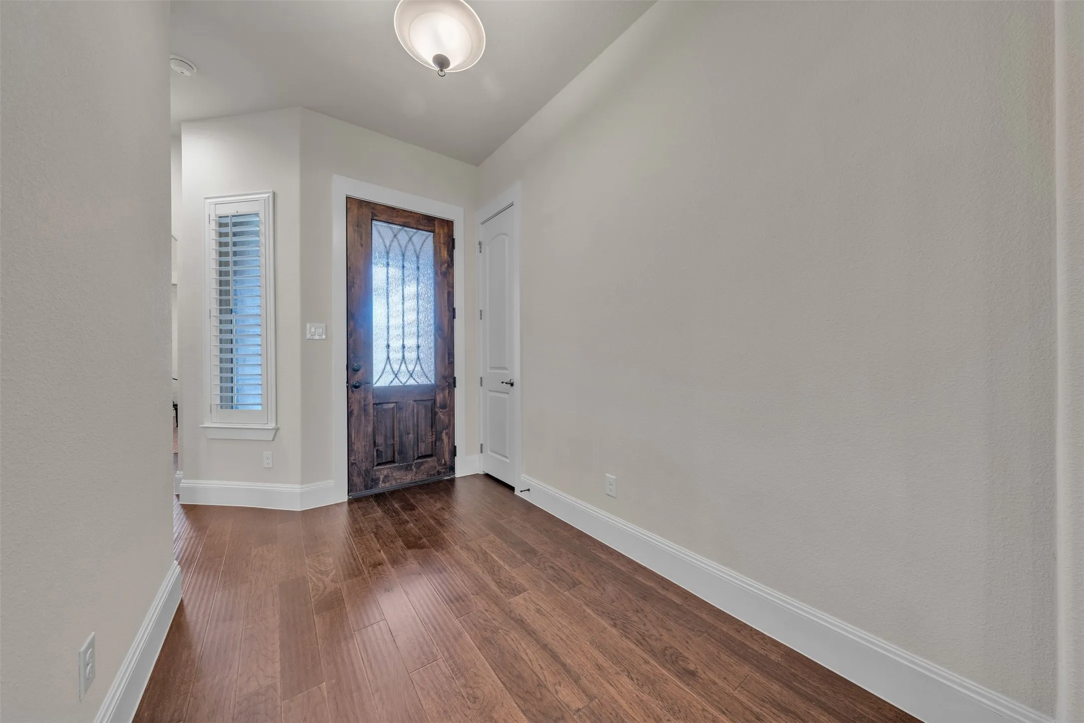 Condominium For Sale in Tarrant County , 2908 Esplanade Boulevard 2908, Mansfield, Texas 76063, 2 Bedroom, 2 Bathroom, 2 Garage spaces, 2,560 Sqft, built in 2020, mls#21389857, Real Estate Agent in Mansfield, Homes For Sale in Tarrant county, Homes For Sale in Mansfield, Realtor in Mansfield Texas, Real Estate Brokerage Independent Realty Texas, Luminita Cordes Realtor