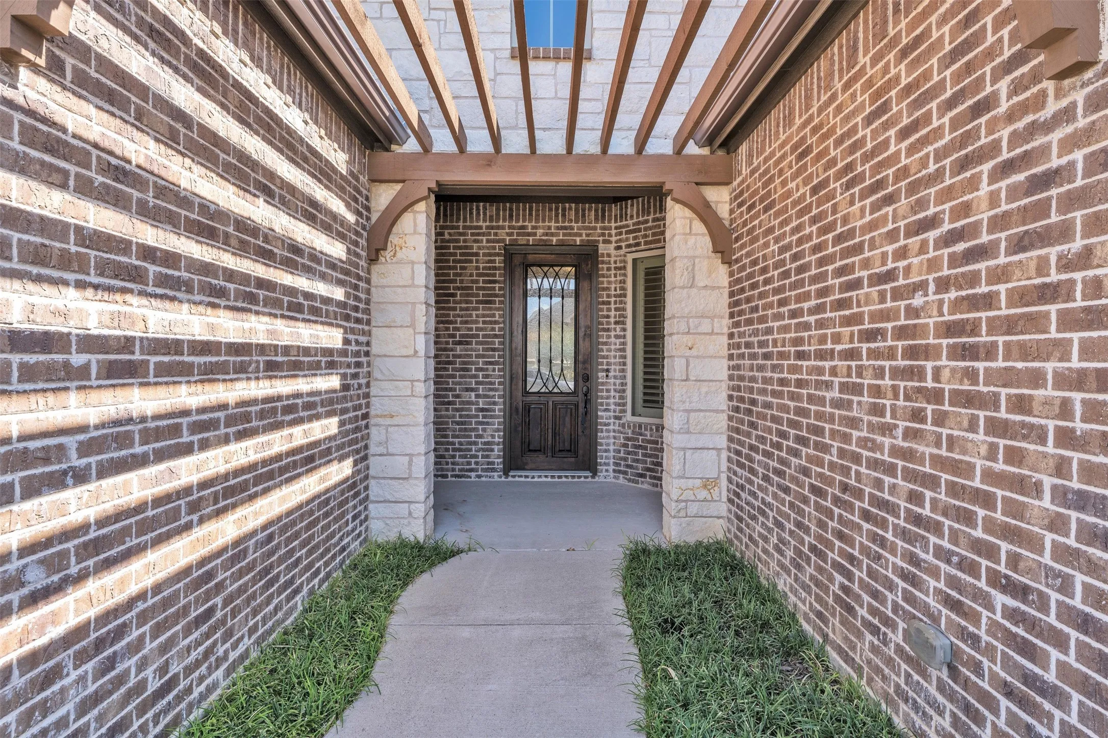 Condominium For Sale in Tarrant County , 2908 Esplanade Boulevard 2908, Mansfield, Texas 76063, 2 Bedroom, 2 Bathroom, 2 Garage spaces, 2,560 Sqft, built in 2020, mls#21389857, Real Estate Agent in Mansfield, Homes For Sale in Tarrant county, Homes For Sale in Mansfield, Realtor in Mansfield Texas, Real Estate Brokerage Independent Realty Texas, Luminita Cordes Realtor